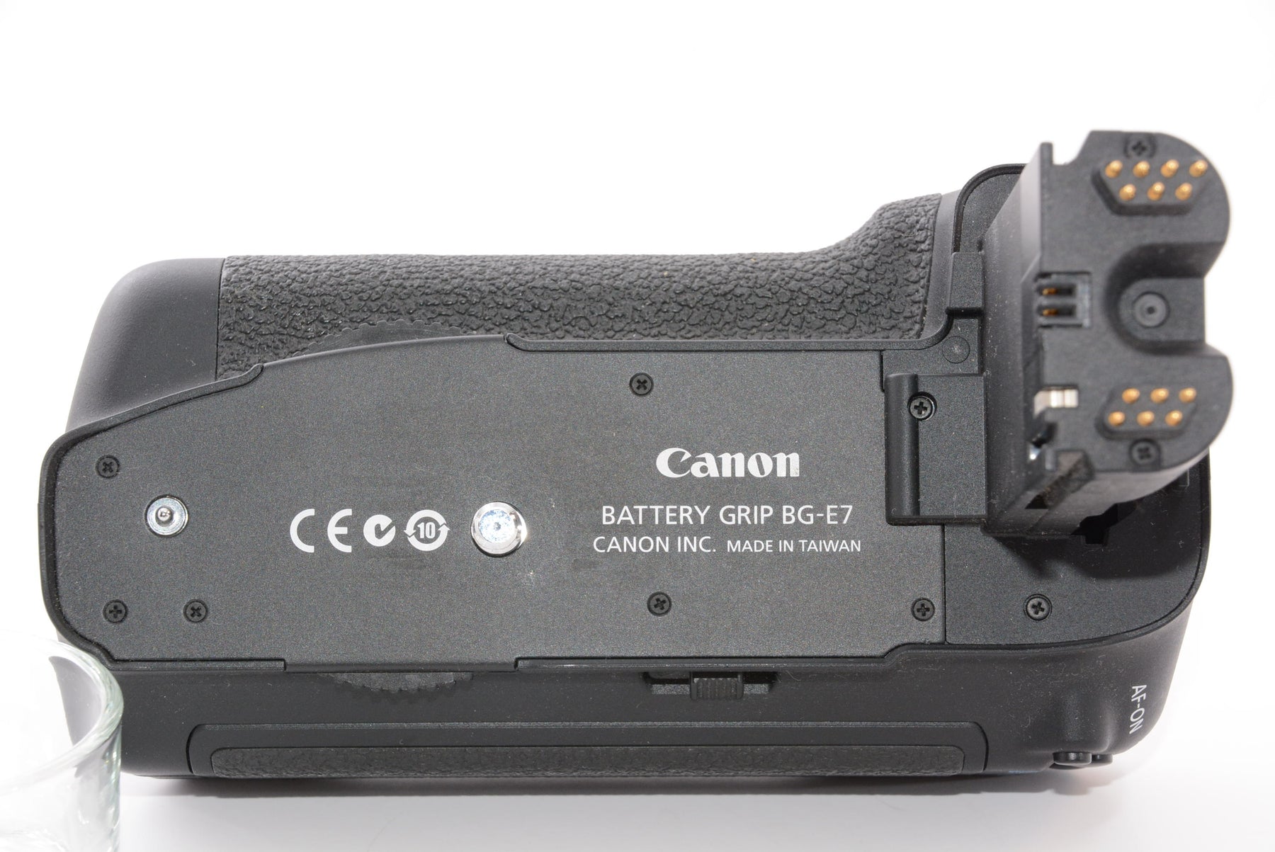 【オススメ】Canon バッテリーグリップ BG-E7