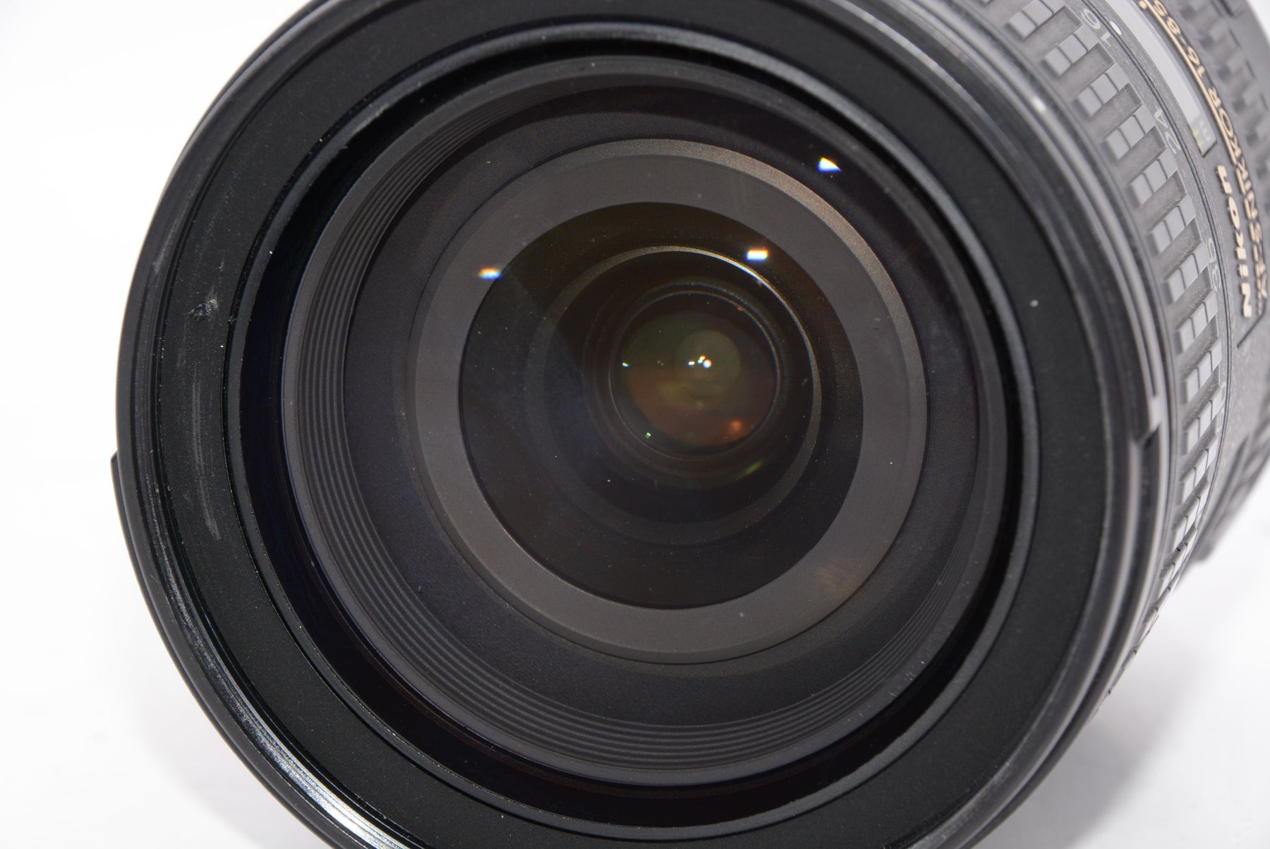 【オススメ】Nikon 標準ズームレンズ AF-S DX NIKKOR 16-85mm f/3.5-5.6G ED VR ニコンDXフォーマット専用