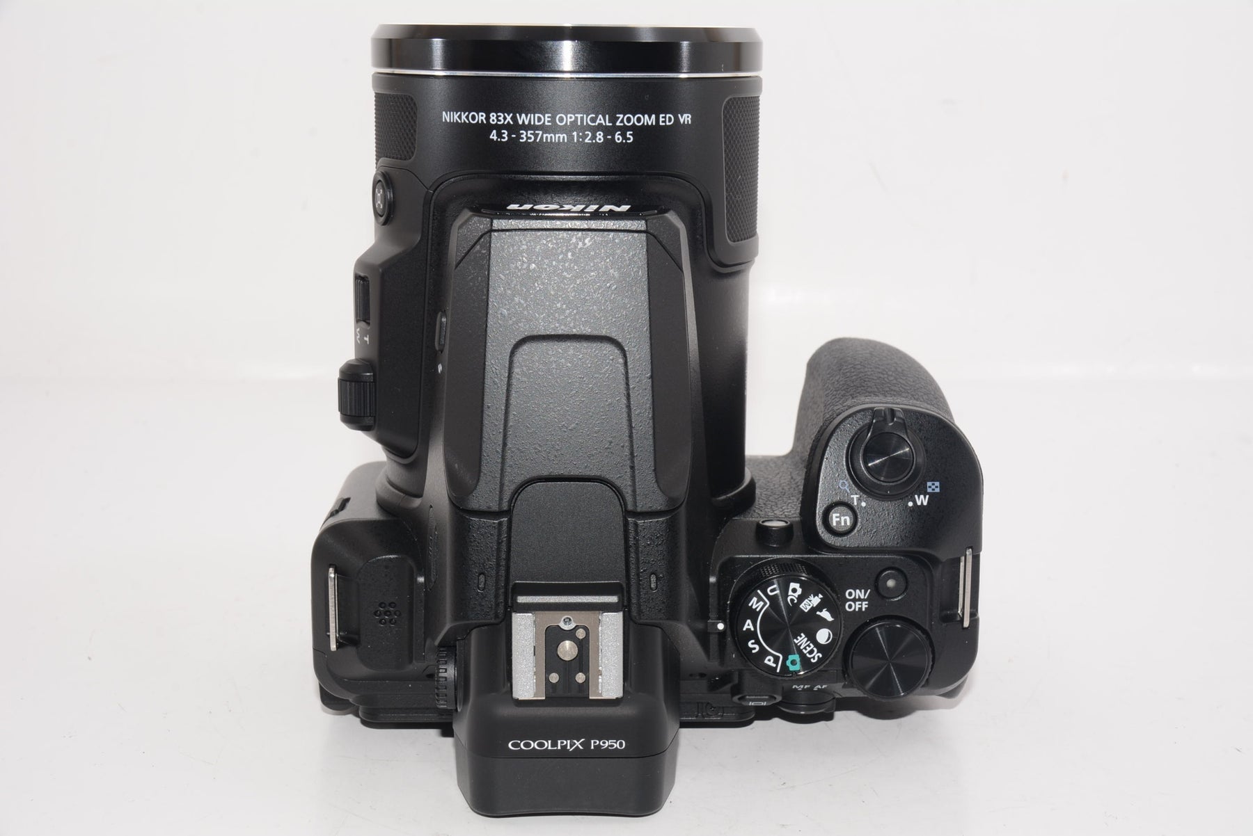 【外観特上級】Nikon デジタルカメラ COOLPIX P950 ブラック クールピクス P950