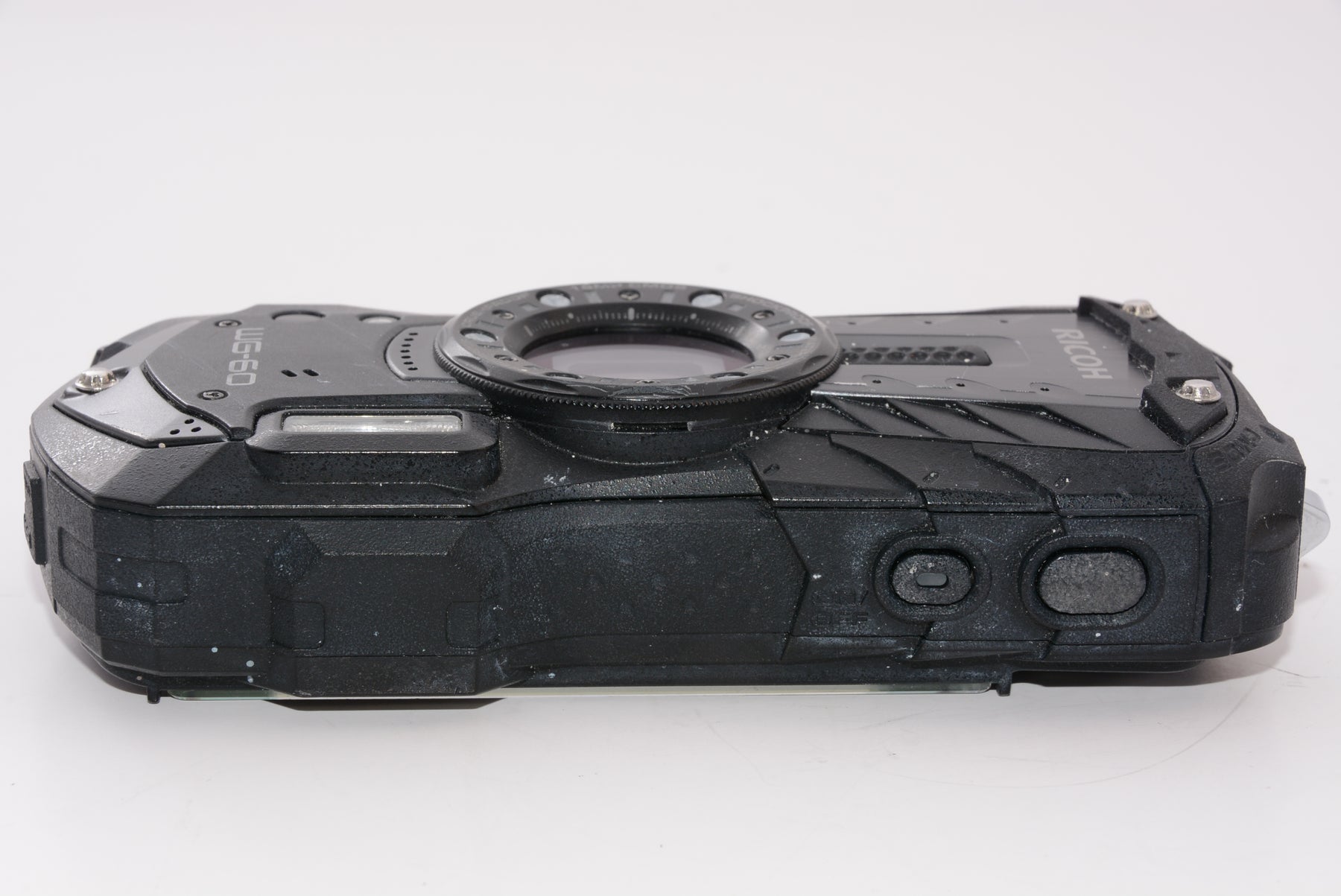 【オススメ】RICOH WG-60 ブラック 本格防水デジタルカメラ 14メートル防水 耐衝撃 防塵 耐寒 高画質1600万画素 水中専用マーメードモード搭載 仕事に使える「CALSモード」搭載