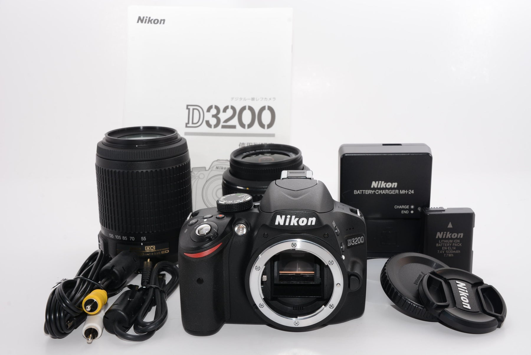 【オススメ】Nikon デジタル一眼レフカメラ D3200 200mmダブルズームキット 18-55mm/55-200mm付属 ブラック D3200WZ200BK