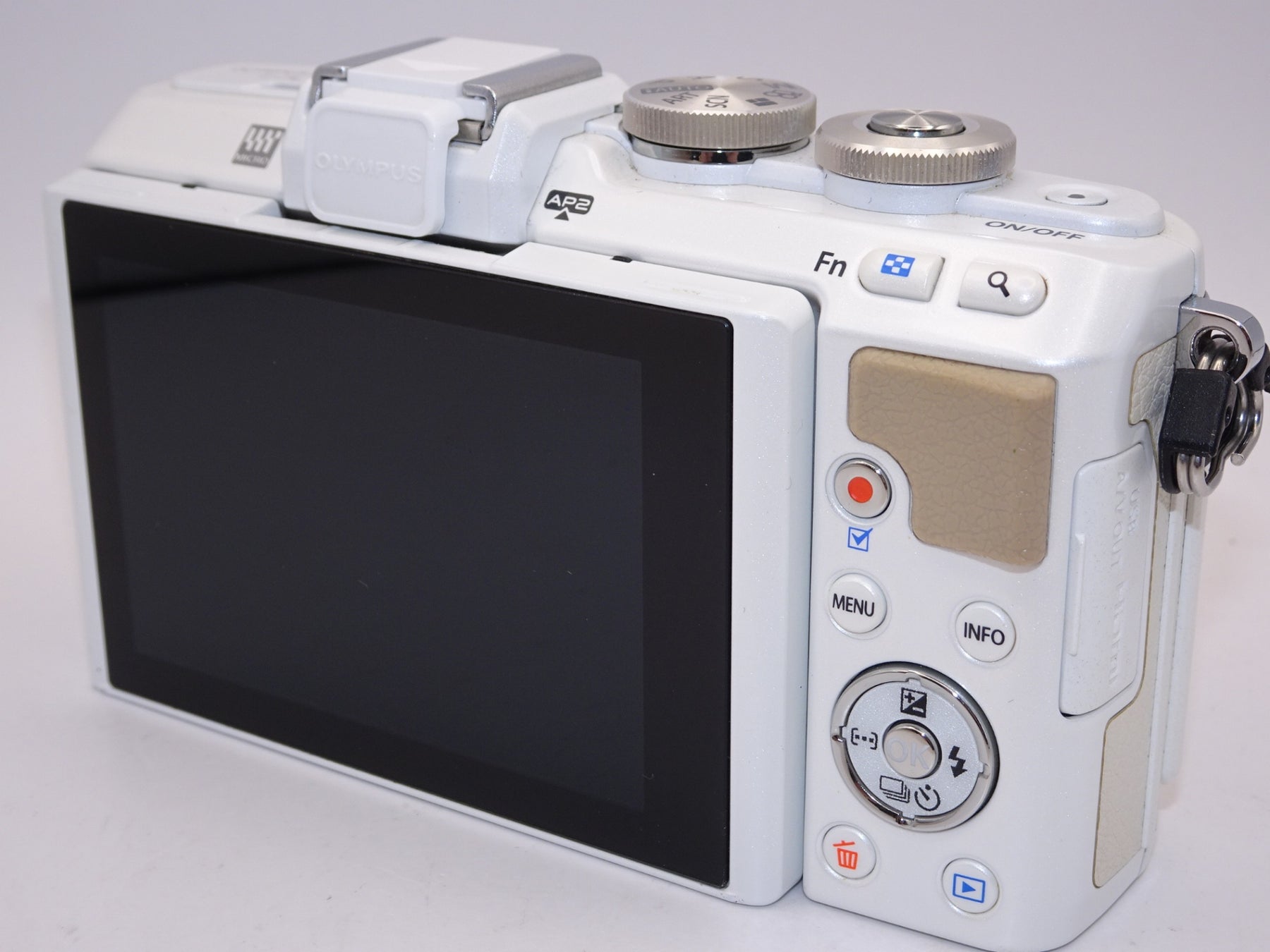 【外観特上級】OLYMPUS PEN E-PL7 ボディ ホワイト ミラーレス一眼 PEN E-PL7 BODY WHT