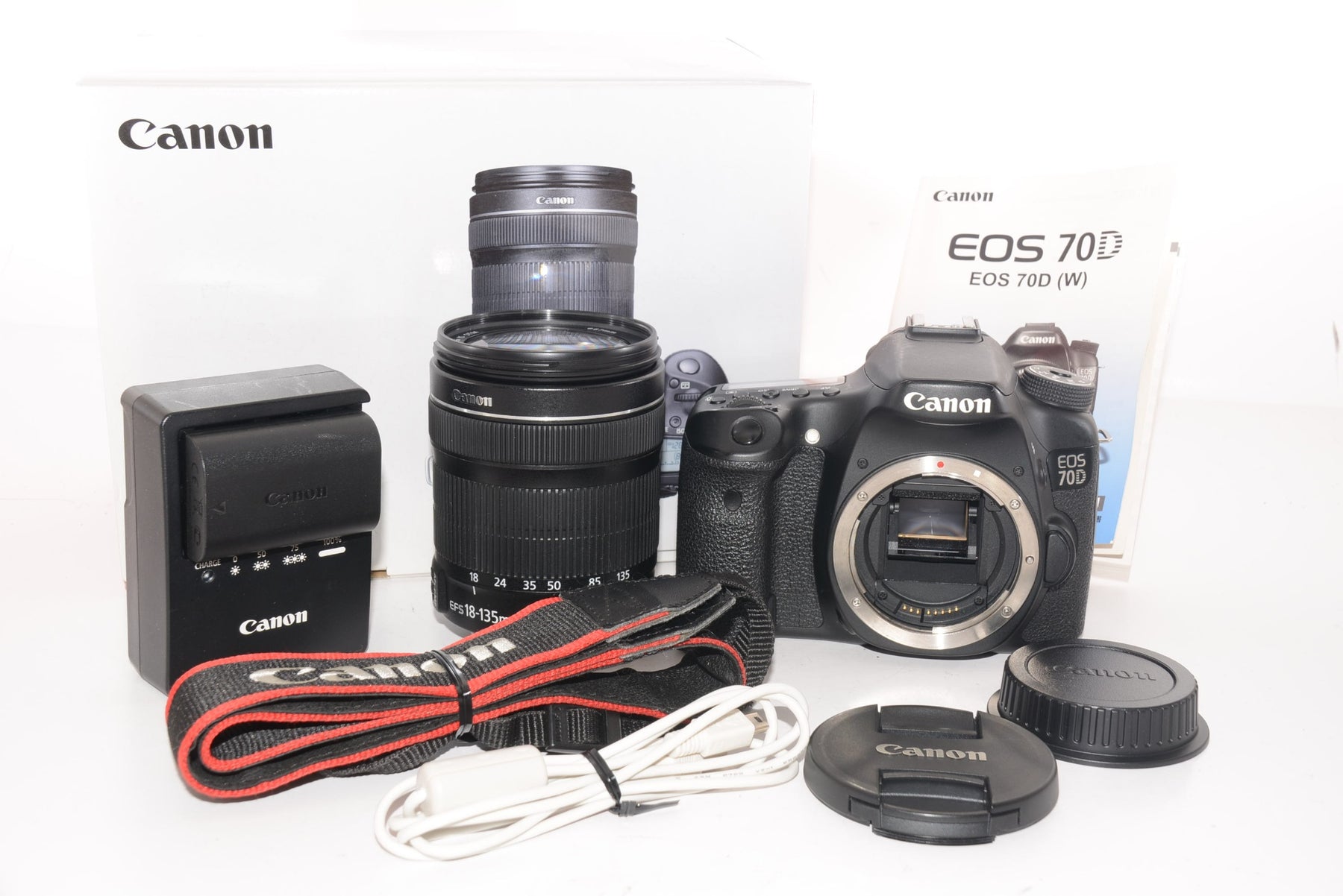【外観並級】Canon EOS70D レンズキット EF-S18-135mm F3.5-5.6 IS STM