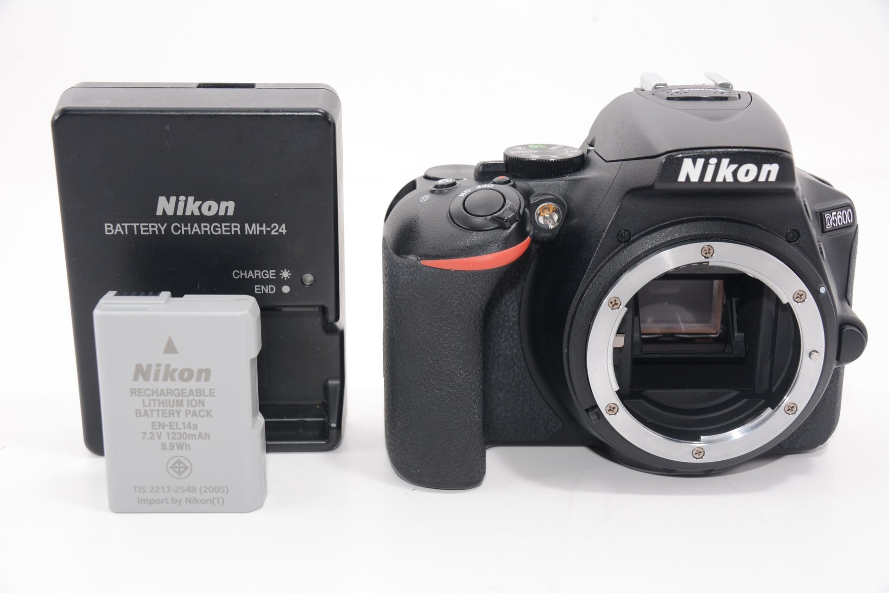 【外観並級】Nikon デジタル一眼レフカメラ D5600 ボディー ブラック D5600BK