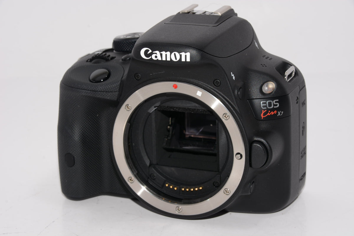 【外観特上級】Canon デジタル一眼レフカメラ EOS Kiss X7 ダブルズームキット EF-S18-55mm/EF-S55-250mm付属 KISSX7-WKIT