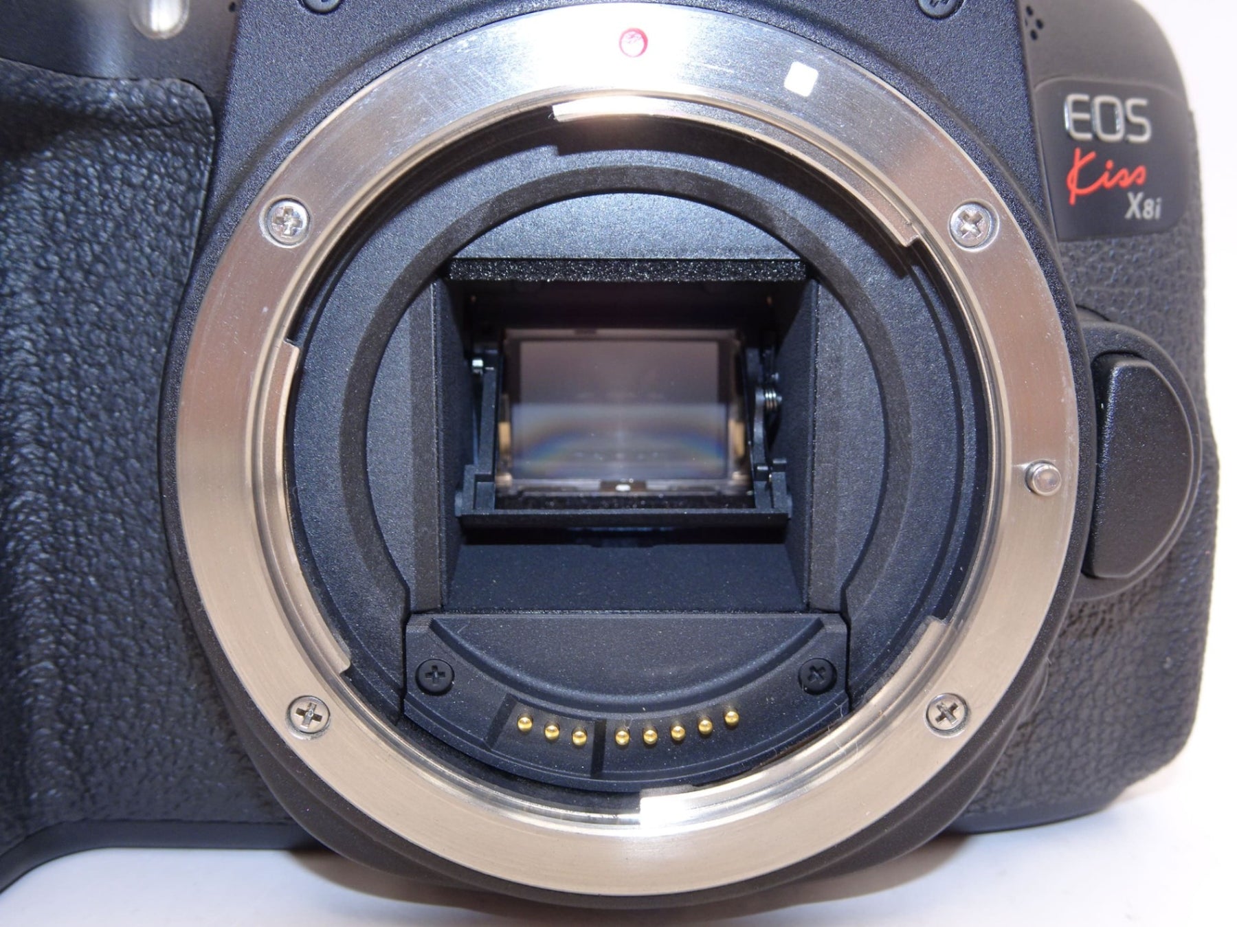 【外観並級】Canon デジタル一眼レフカメラ EOS Kiss X8i ダブルズームキット EF-S18-55mm/EF-S55-250mm 付属 EOSKISSX8I-WKIT