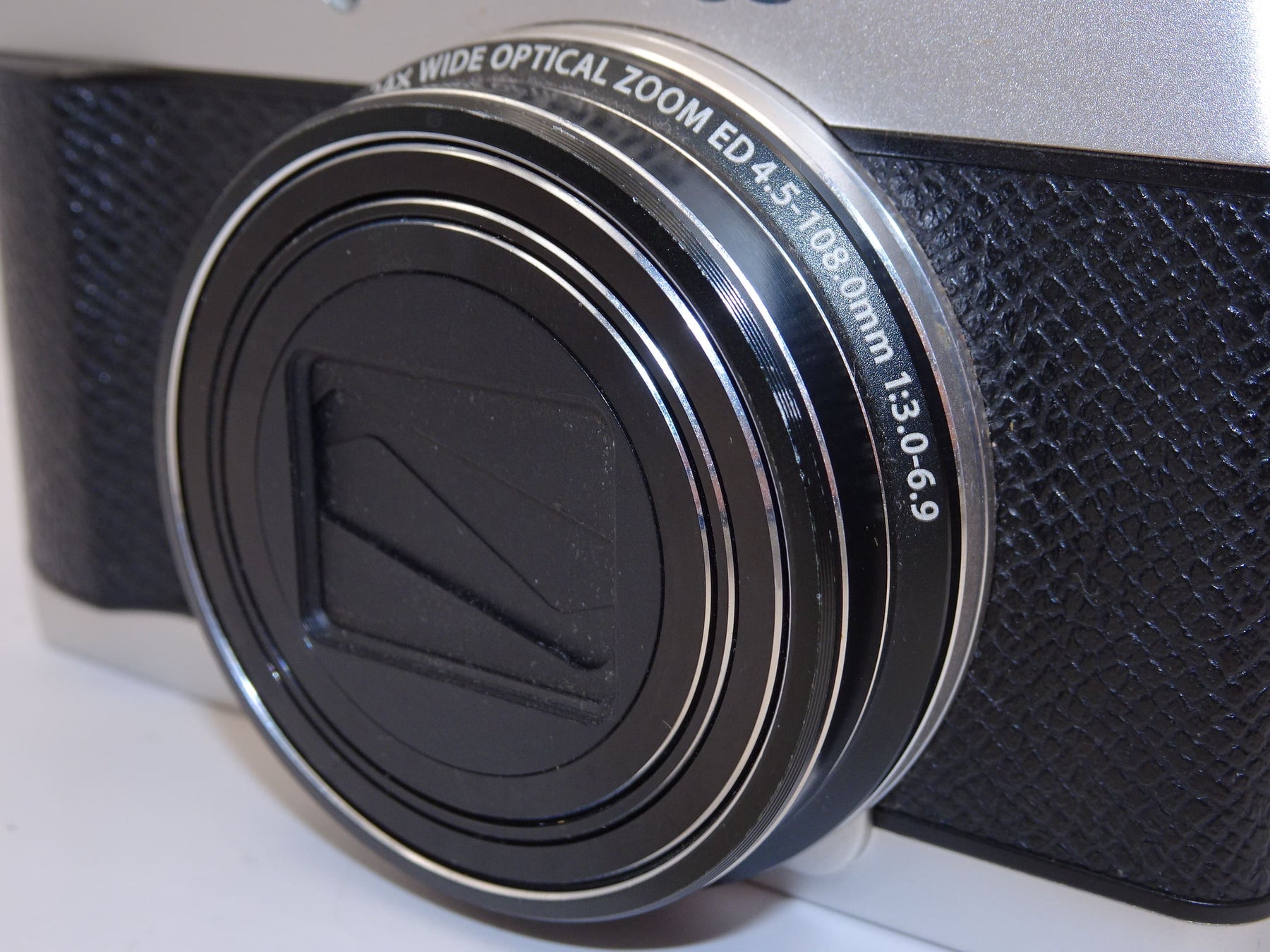 【外観特上級】OLYMPUS コンパクトデジタルカメラ STYLUS SH-3 シルバー
