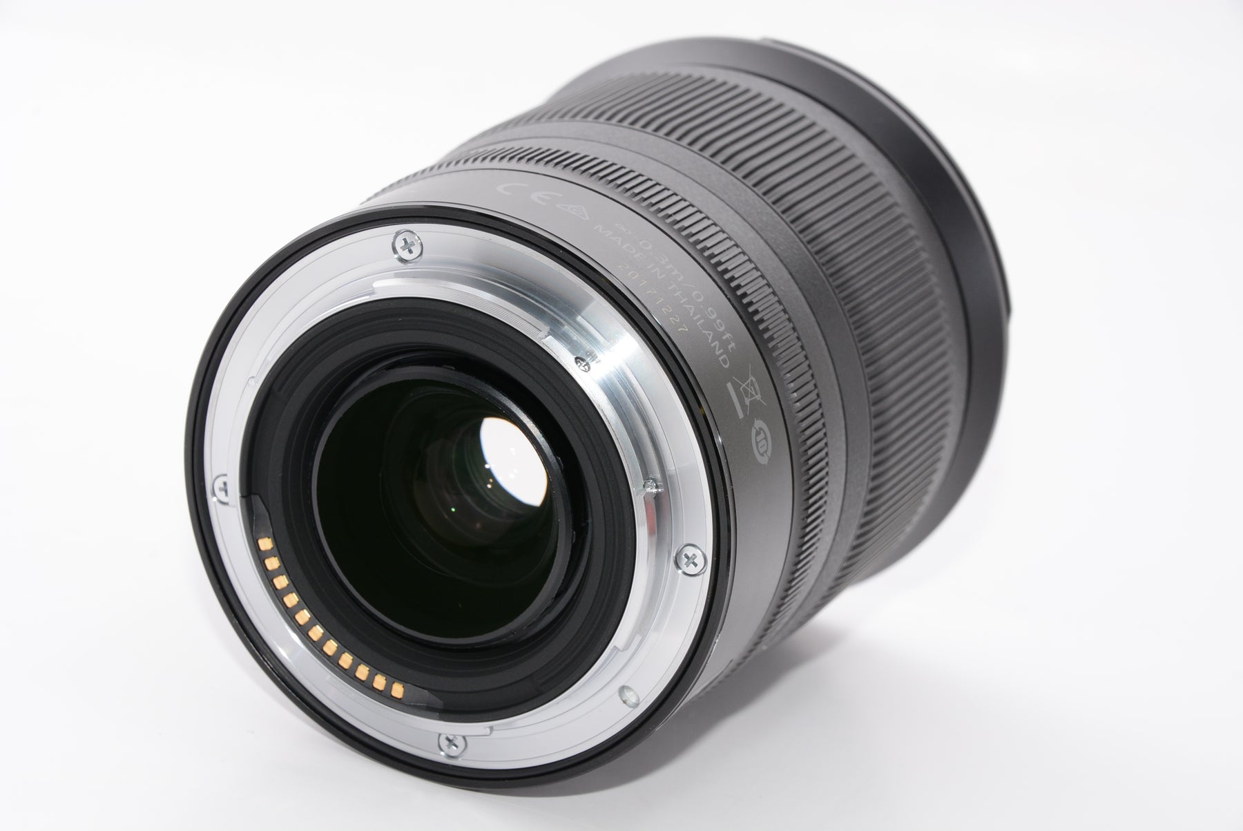 【外観特上級】Nikon ミラーレスカメラ 一眼 Z6 24-70 レンズキット NIKKOR Z 24-70mm f/4S付属 Z6LK24-70