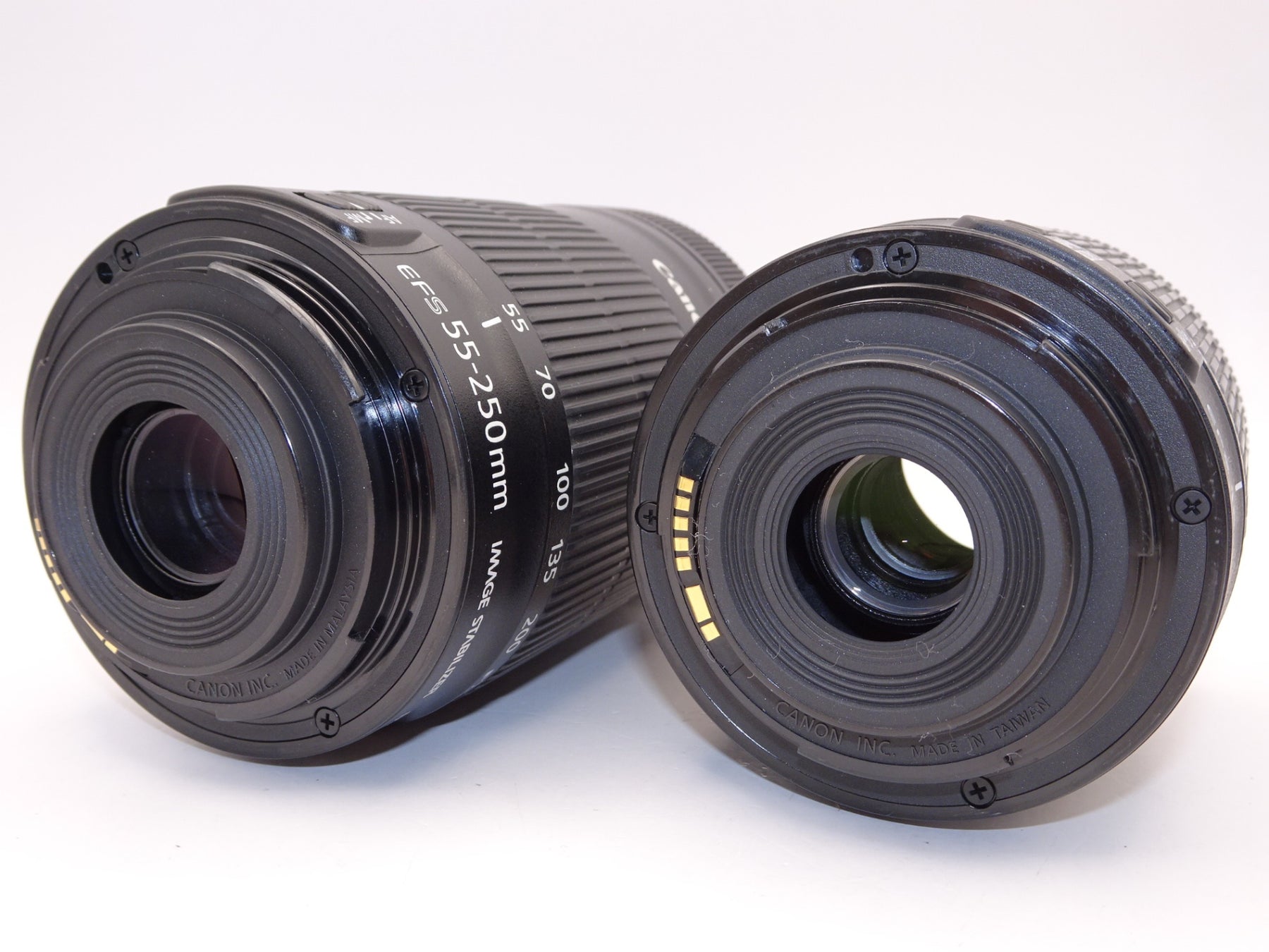 【外観並級】Canon デジタル一眼レフカメラ EOS Kiss X8i ダブルズームキット EF-S18-55mm/EF-S55-250mm 付属 EOSKISSX8I-WKIT