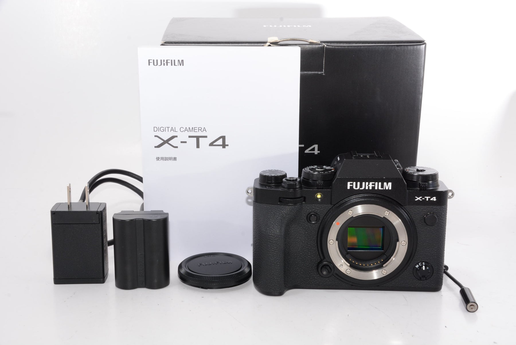 【外観特上級】FUJIFILM ミラーレス一眼カメラ X-T4ボディ ブラック X-T4-B