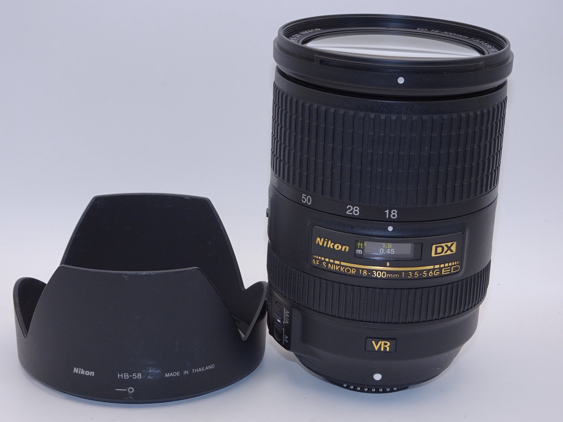 【外観特上級】Nikon 高倍率ズームレンズ AF-S DX NIKKOR 18-300mm f/3.5-6.3G ED VR
