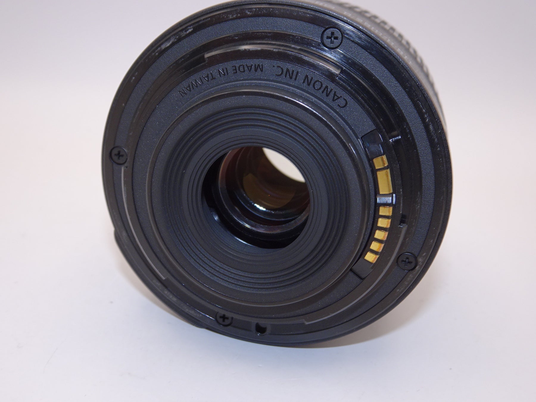 【外観特上級】Canon 標準ズームレンズ EF-S18-55mm F3.5-.5.6 IS II