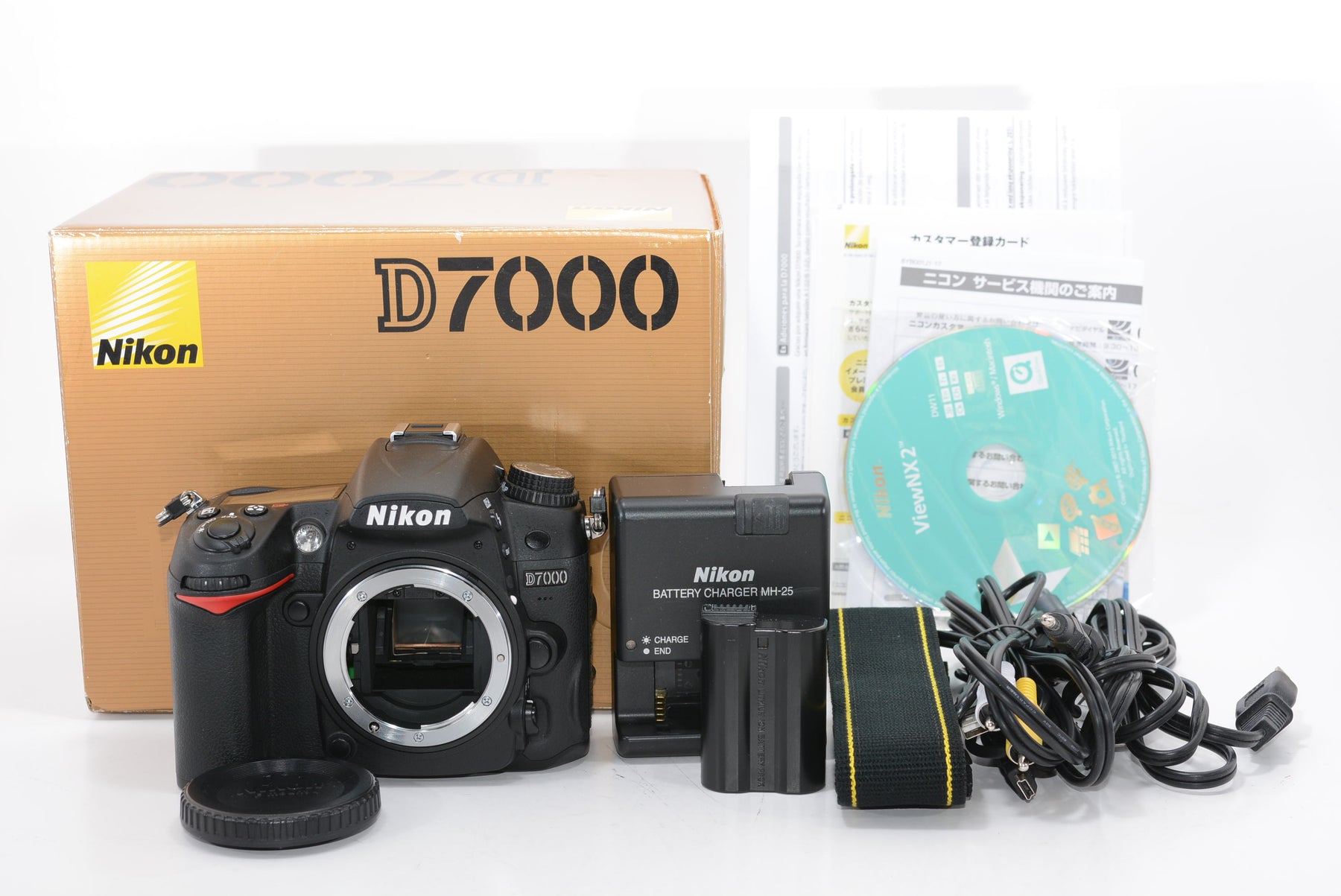 【外観特上級】Nikon デジタル一眼レフカメラ D7000 ボディー