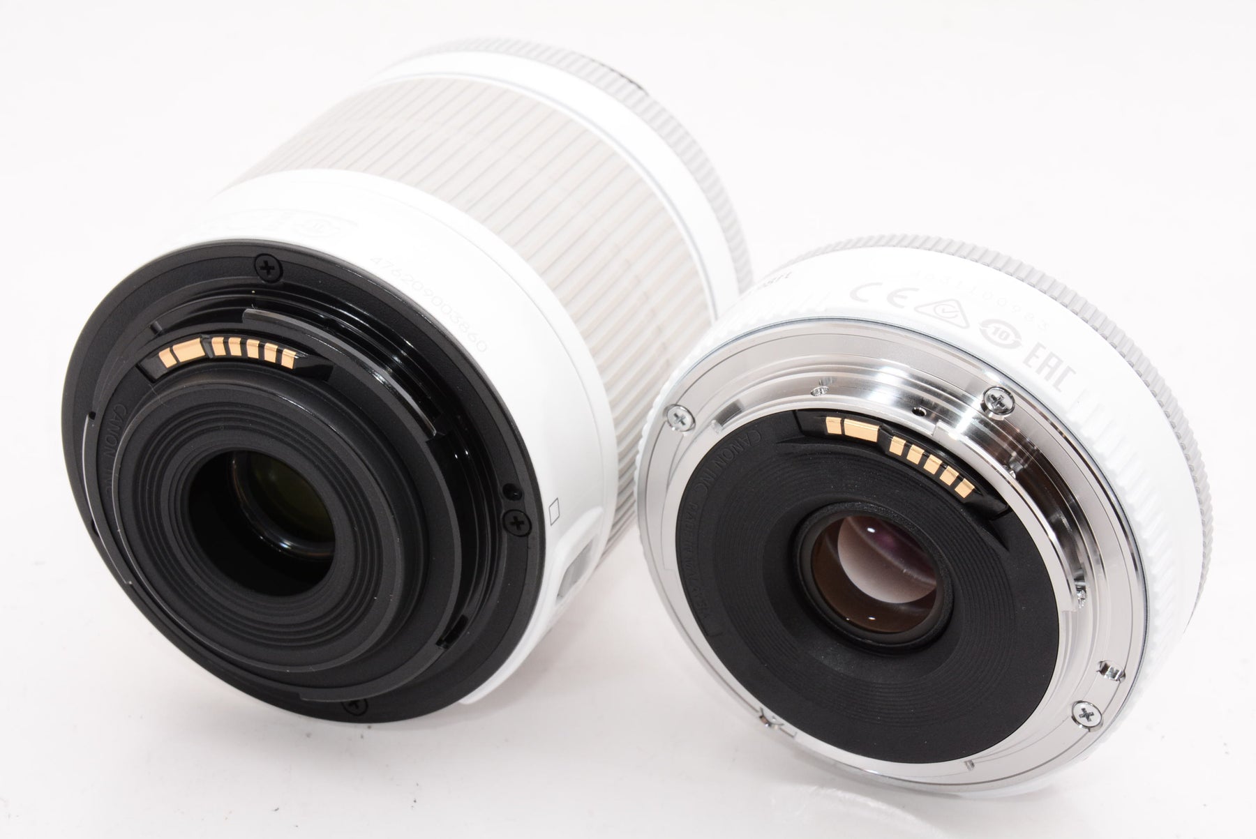【外観特上級】Canon デジタル一眼レフカメラ EOS Kiss X7(ホワイト) ダブルレンズキット2 EF-S18-55mm F3.5-5.6 IS STM(ホワイト) EF40mm F2.8 STM(ホワイト) 付属 KISSX7WH-WLK2