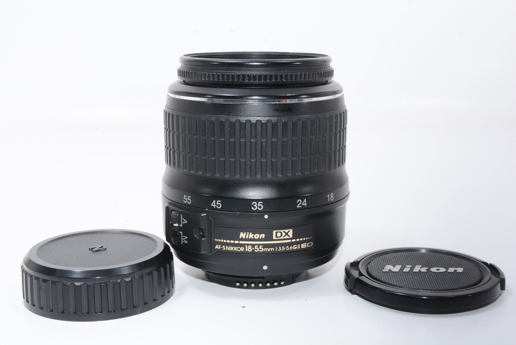 【外観特上級】Nikon 標準ズームレンズ AF-S DX Zoom Nikkor ED 18-55mm f/3.5-5.6 G II ブラック