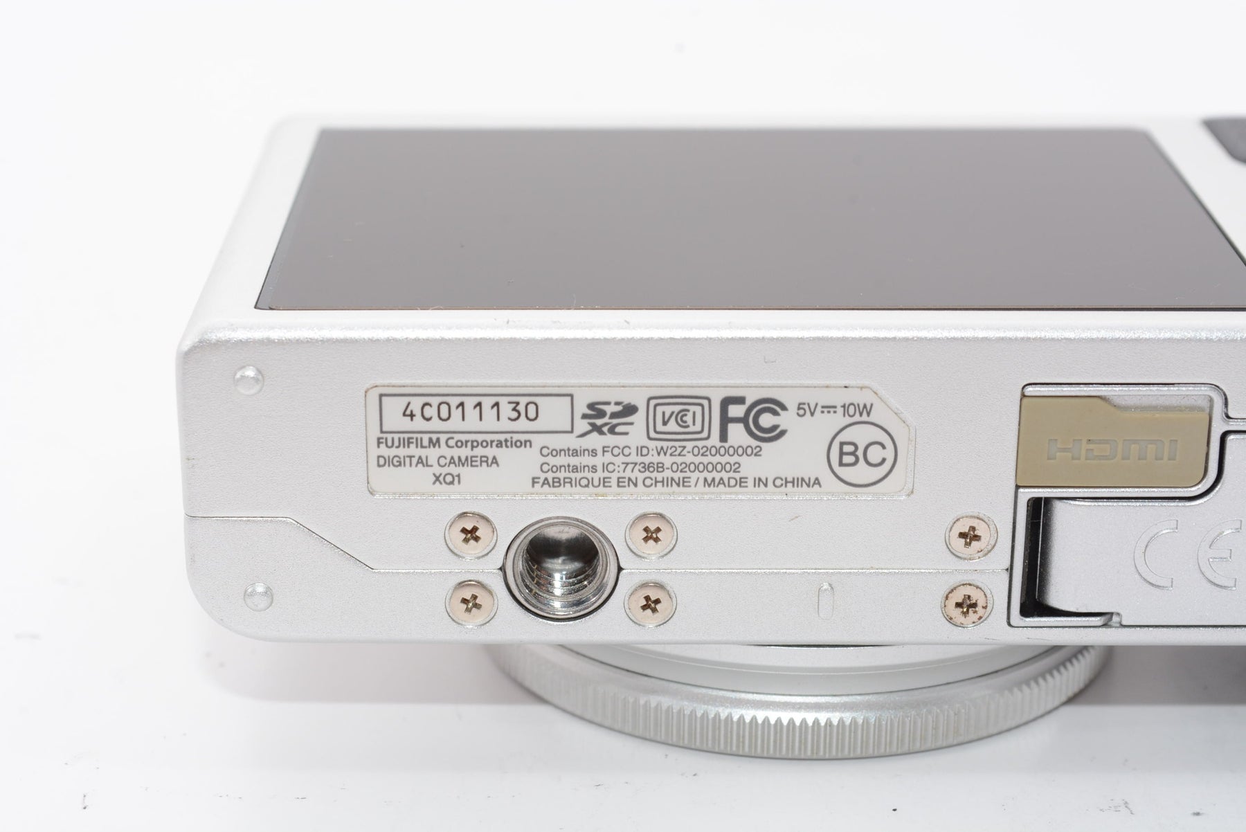 【外観特上級】FUJIFILM デジタルカメラ XQ1 シルバー F FX-XQ1S