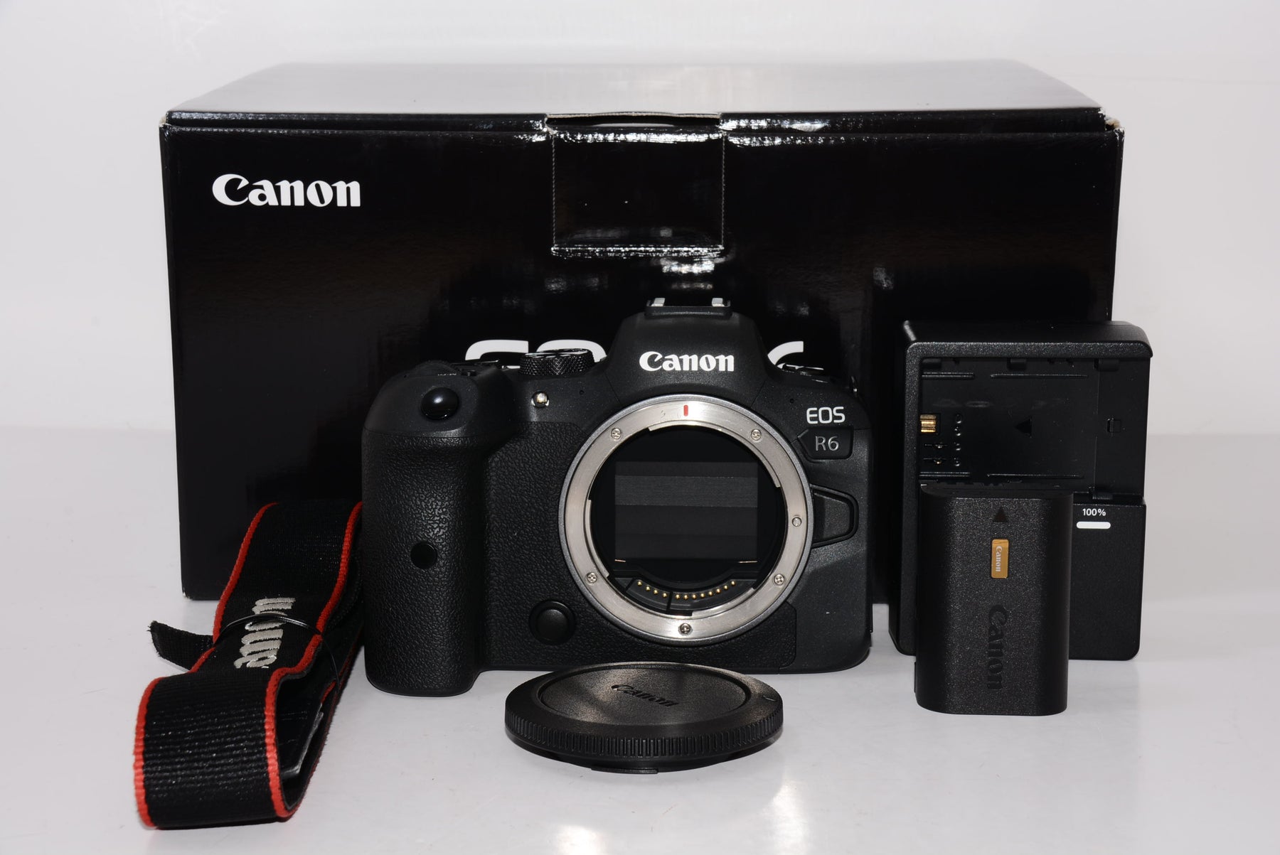【外観特上級】Canon ミラーレス一眼カメラ EOS R6 ボディー EOSR6