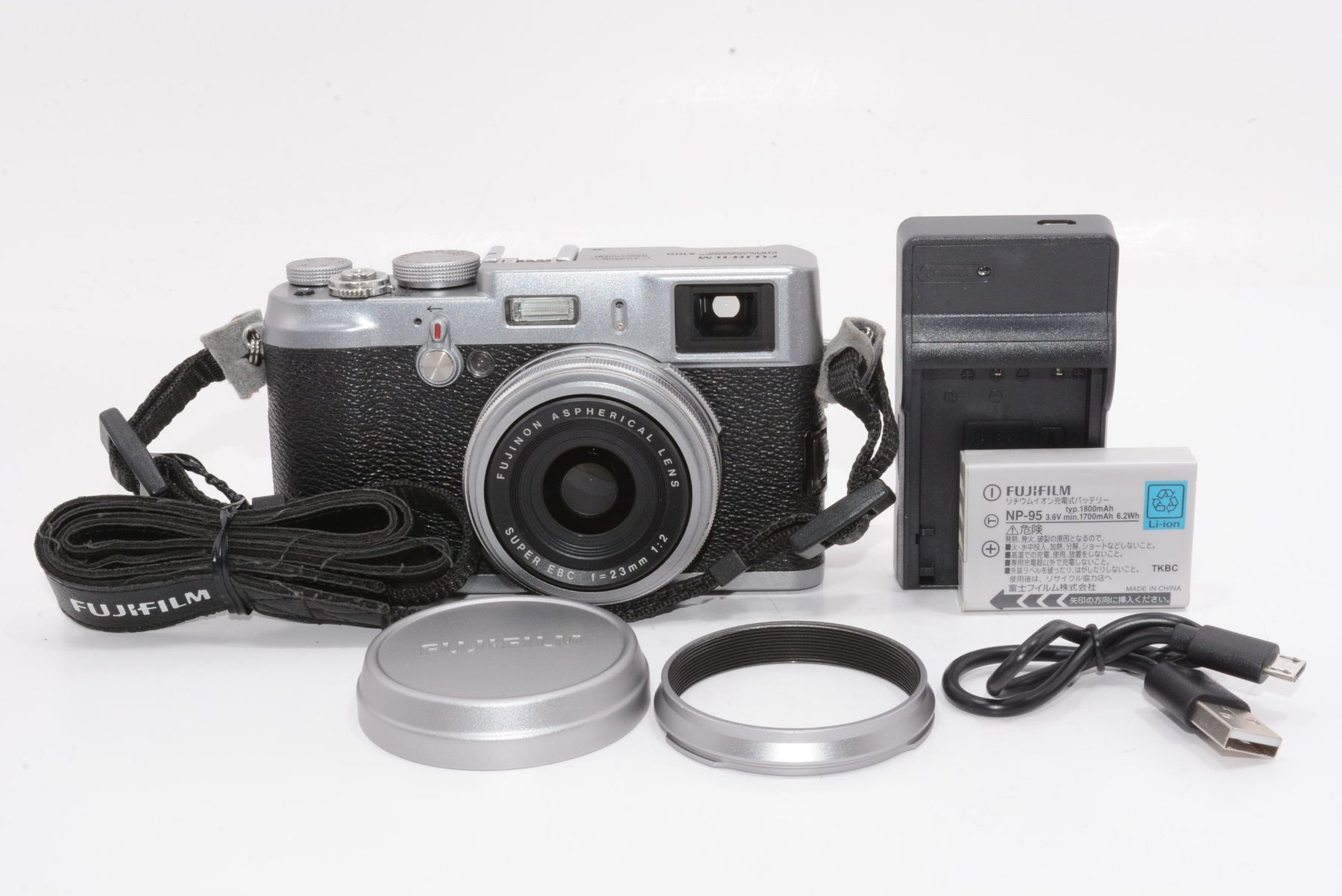 【外観特上級】Fujifilm FinePix x100 シルバー デジタルカメラ