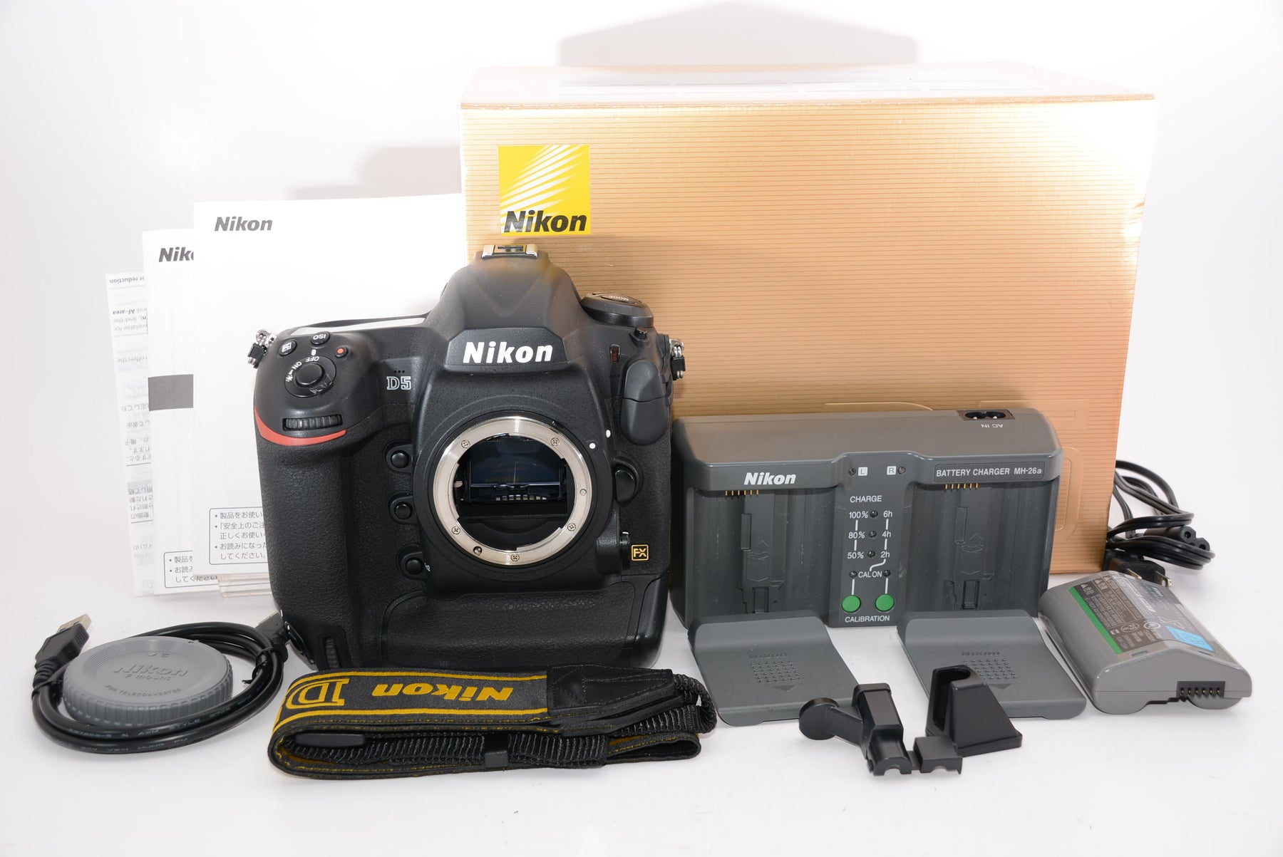 【外観特上級】Nikon デジタル一眼レフカメラ D5 (XQD-Type)