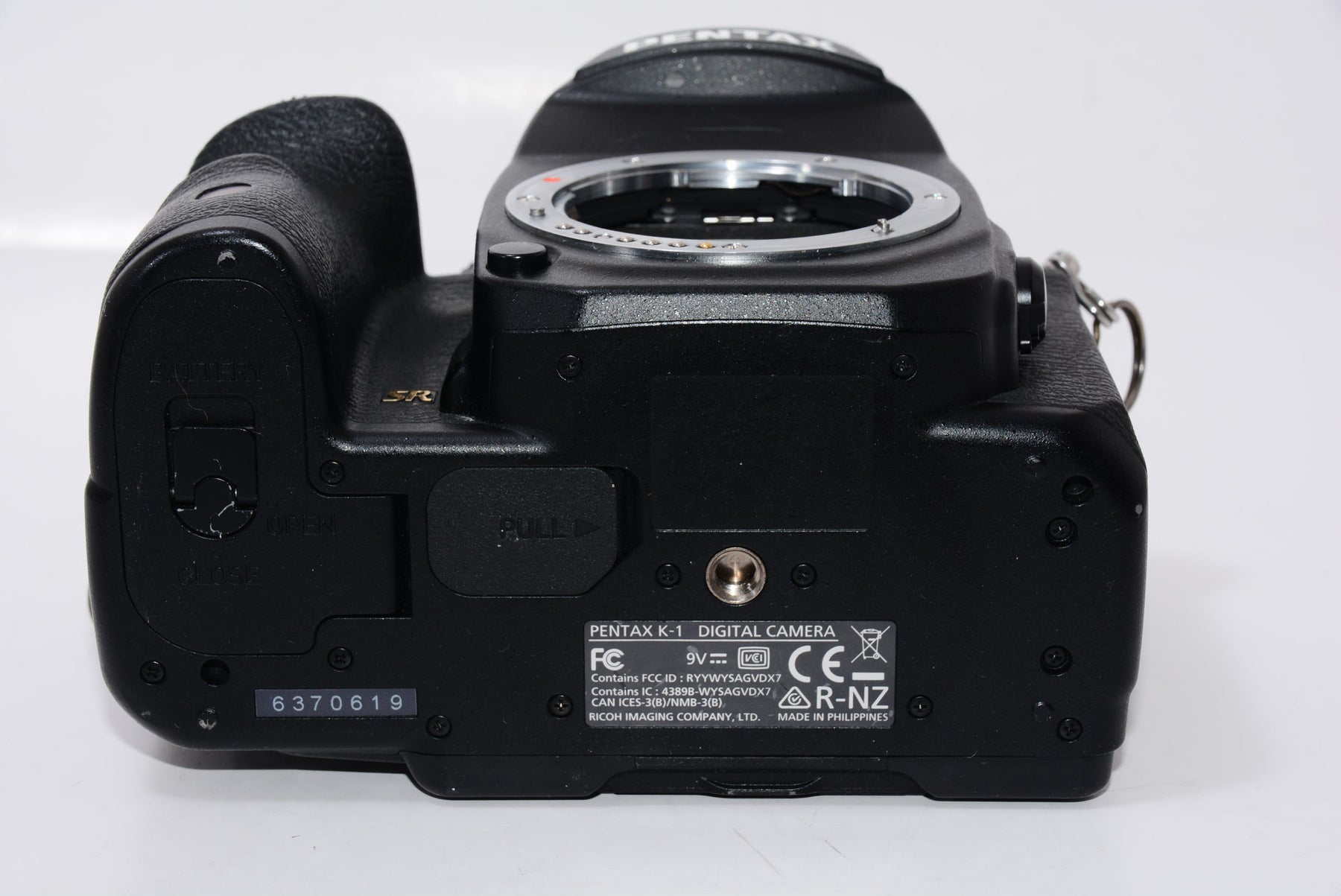 【オススメ】PENTAX デジタル一眼レフ K-1 ボディ 5軸5段手ぶれ補正 ローパスセレクター フルサイズフォーマット 19570