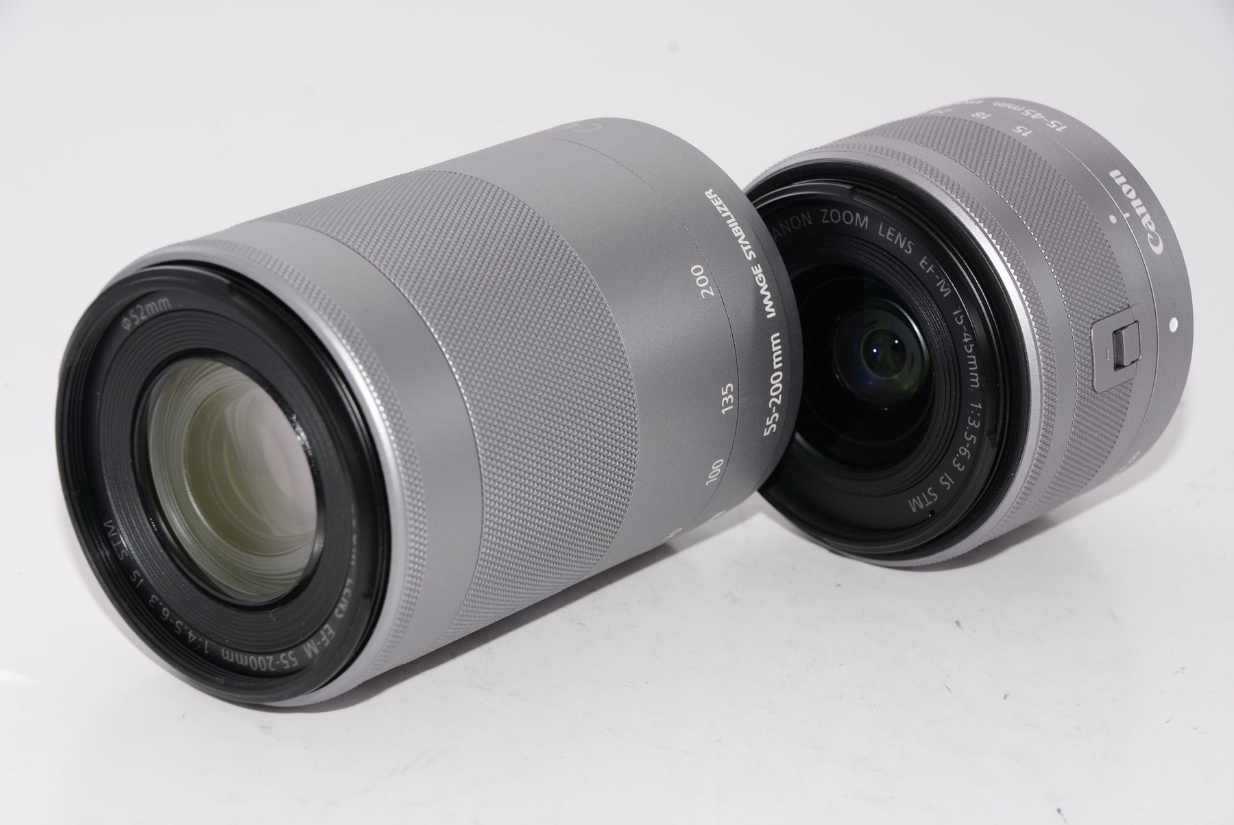 【外観特上級】Canon ミラーレス一眼カメラ EOS Kiss M ダブルズームキット ホワイト EOSKISSMWH-WZK