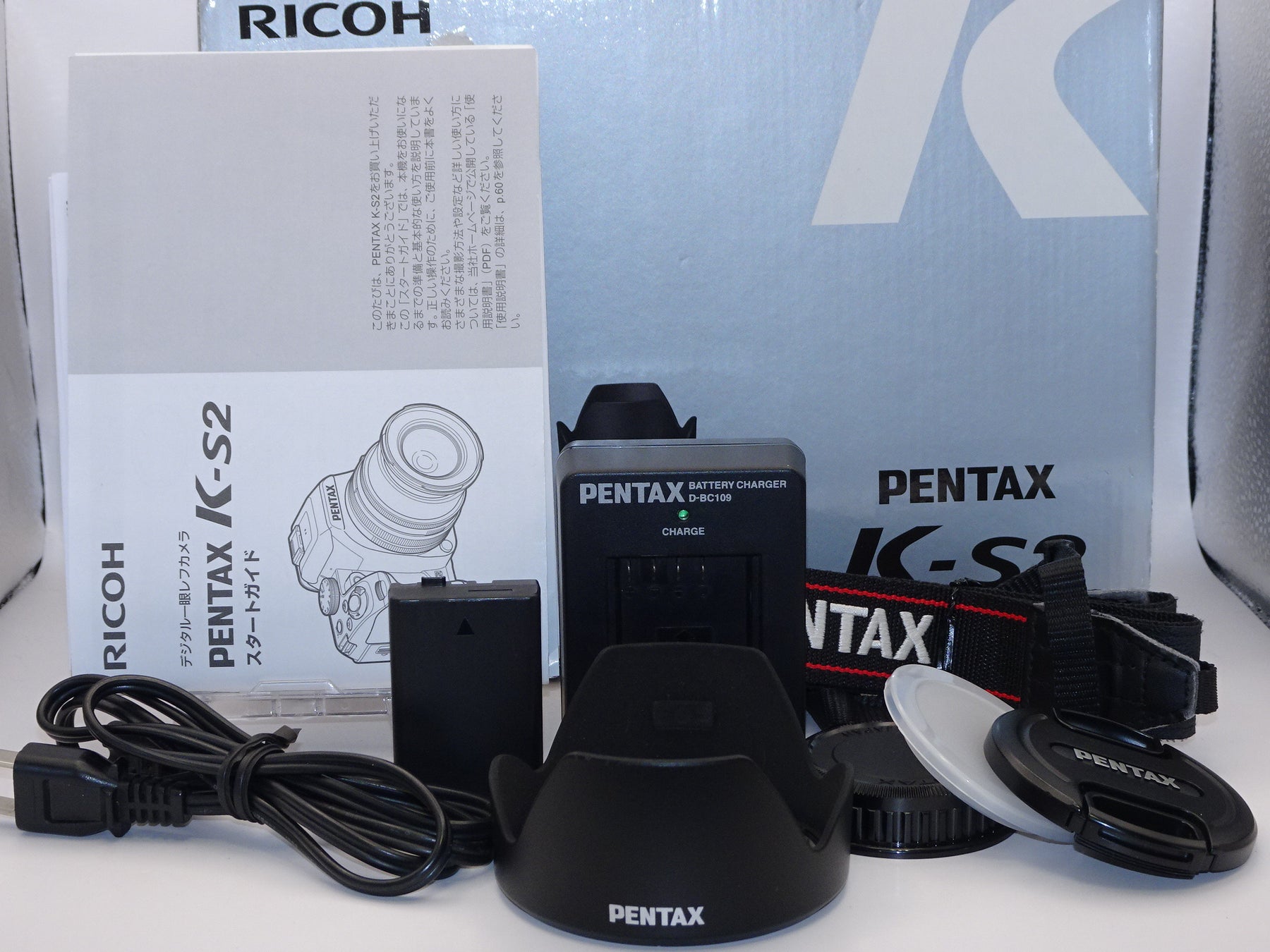 【外観特上級】PENTAX デジタル一眼レフ PENTAX K-S2 DA18-135mmWRレンズキット (ブラック) PENTAX K-S2 DA18-135mmWRKIT (BLACK) 11590