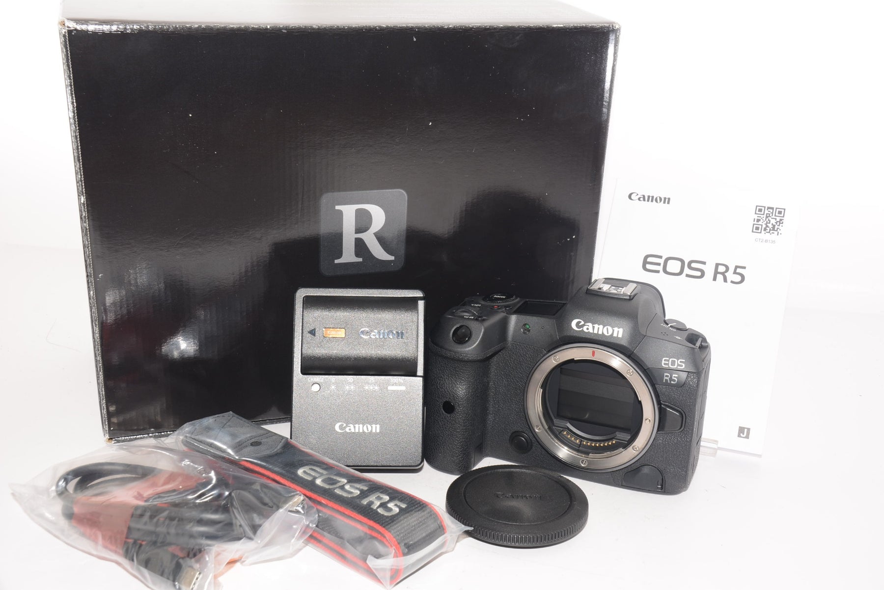 【外観特上級】Canon ミラーレス一眼カメラ EOS R5 ボディー EOSR5