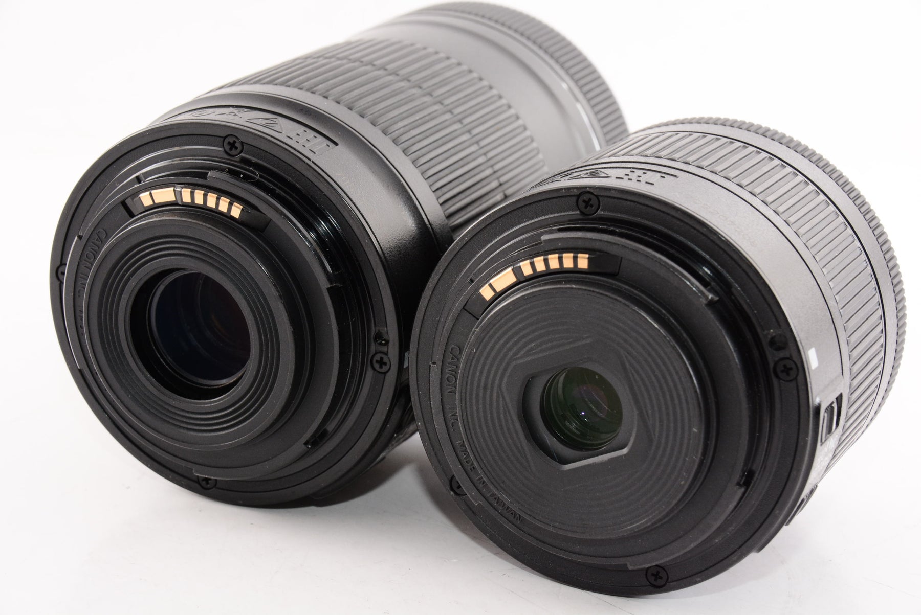【オススメ】Canon デジタル一眼レフカメラ「EOS Kiss X9」ダブルズームキット (ブラック) EOSKISSX9BK-WKIT