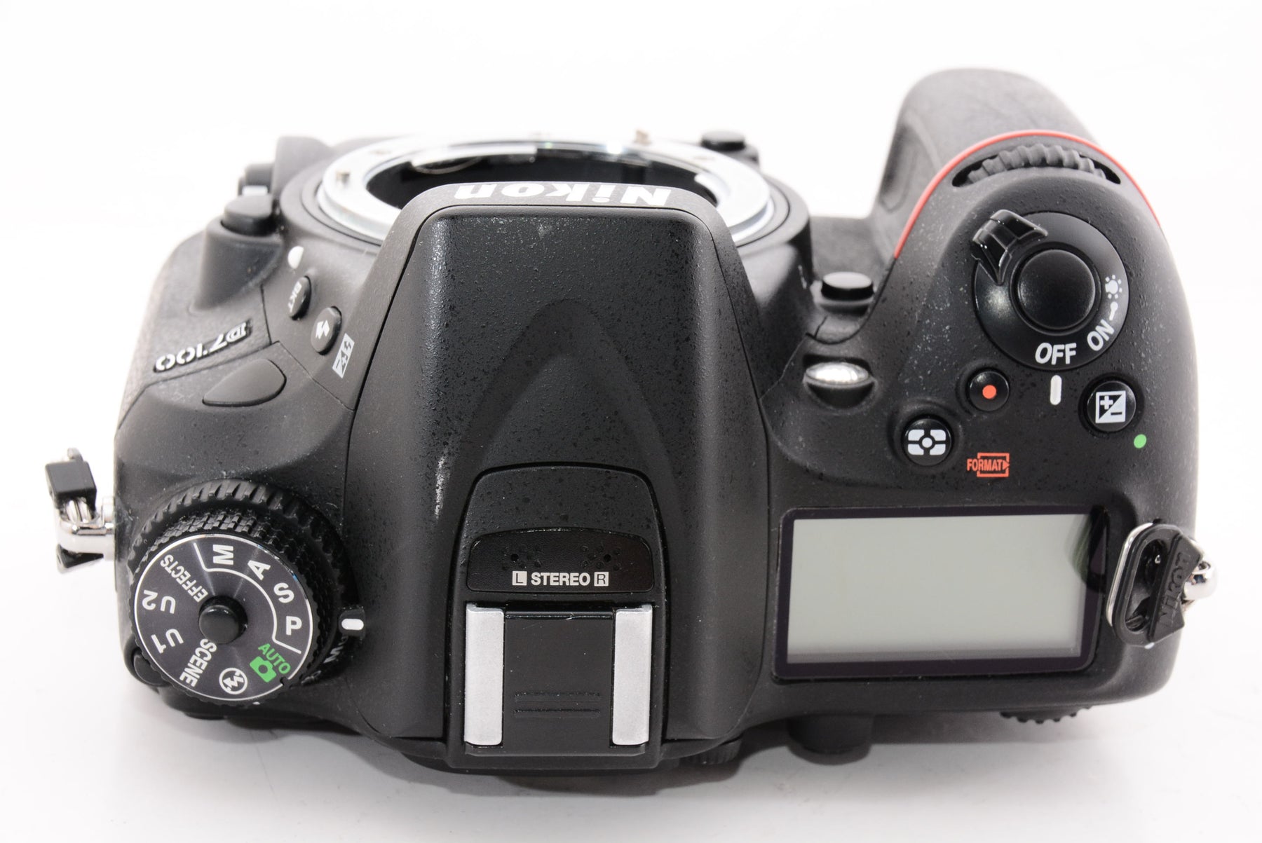 【オススメ】Nikon デジタル一眼レフカメラ D7100 ボディー D7100