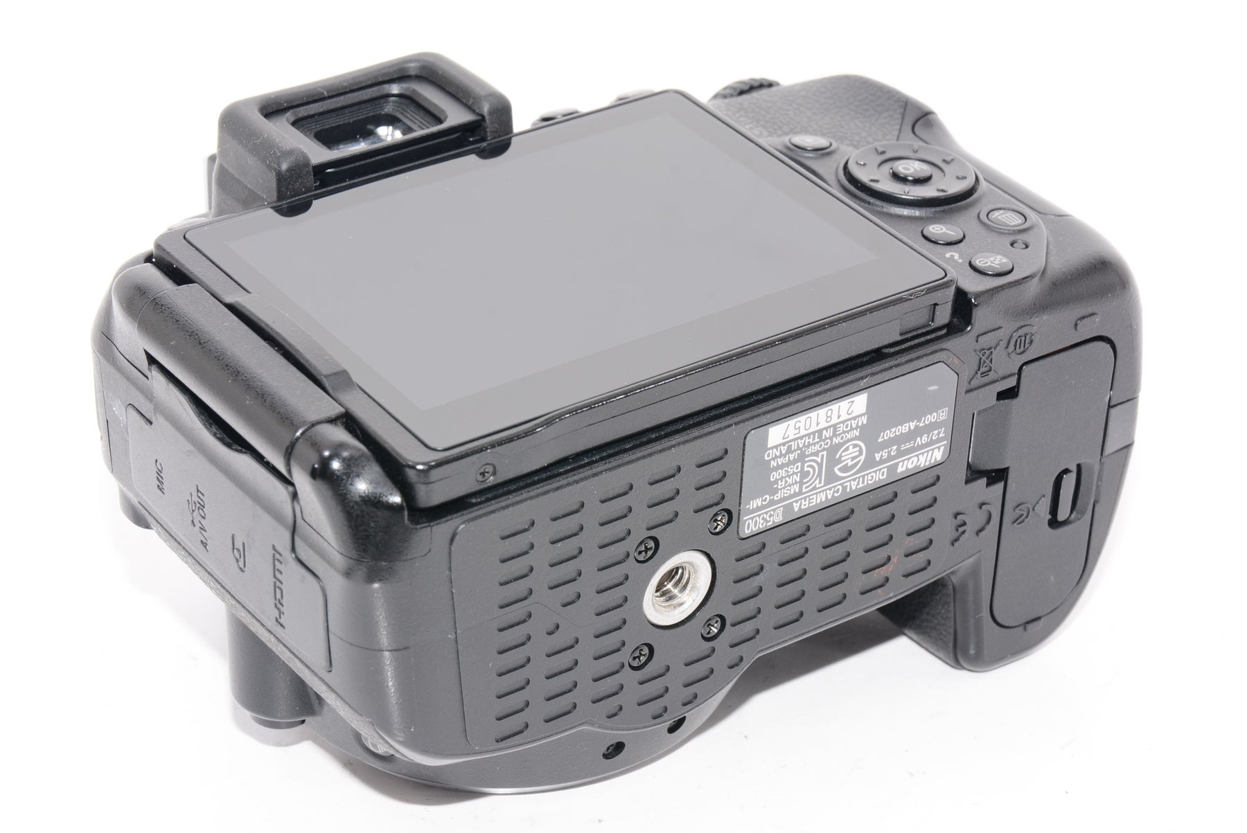 【外観特上級】Nikon デジタル一眼レフカメラ D5300 18-140VR レンズキット ブラック D5300LK18-140VRBK