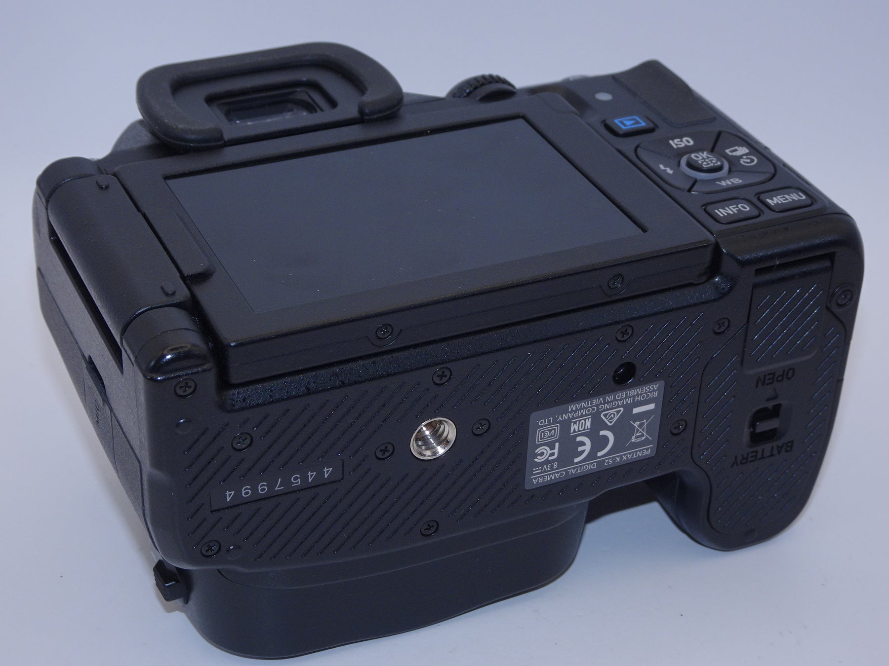 【外観特上級】PENTAX デジタル一眼レフ PENTAX K-S2 DA18-135mmWRレンズキット (ブラック) PENTAX K-S2 DA18-135mmWRKIT (BLACK) 11590