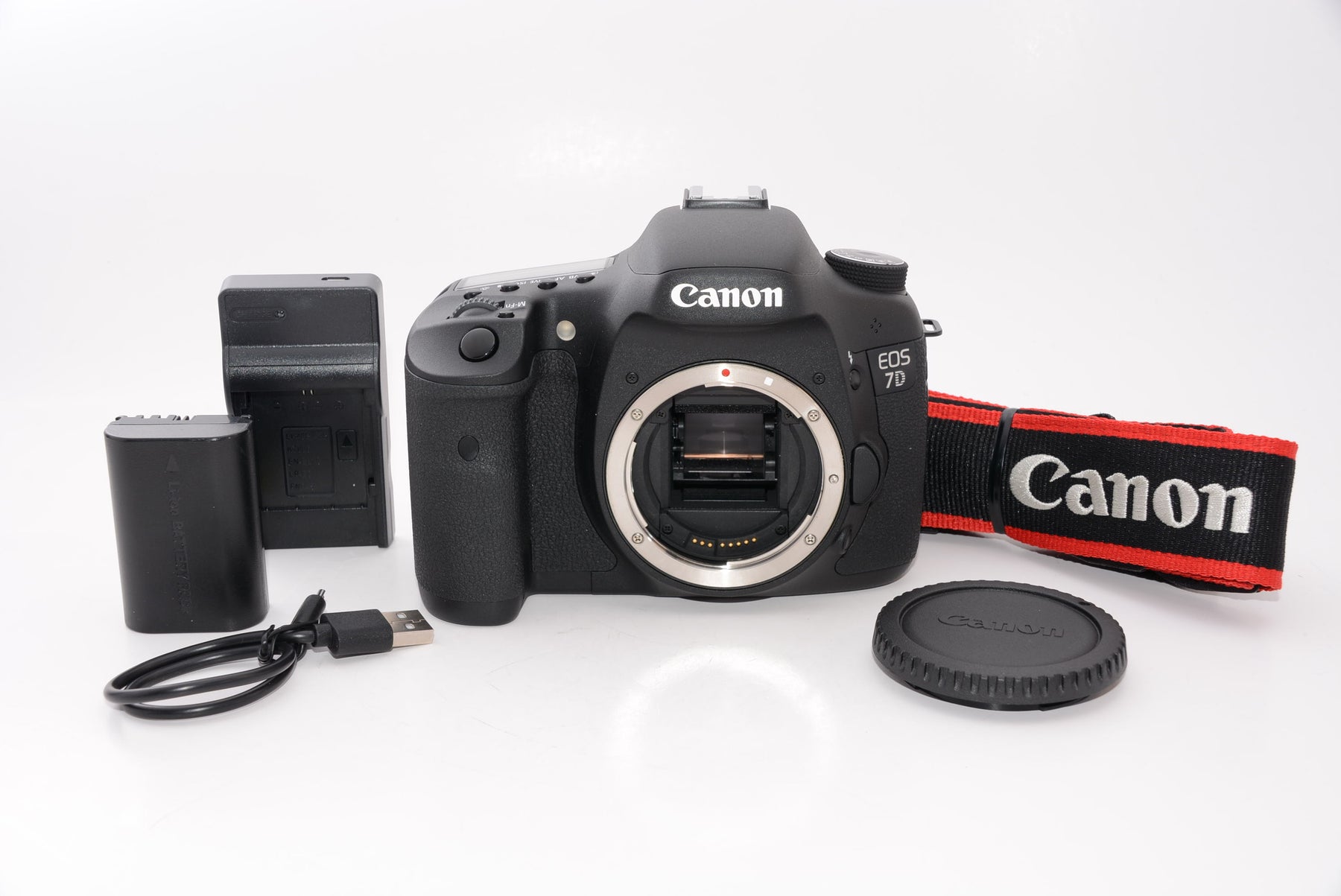 【外観特上級】Canon デジタル一眼レフカメラ EOS 7D ボディ EOS7D