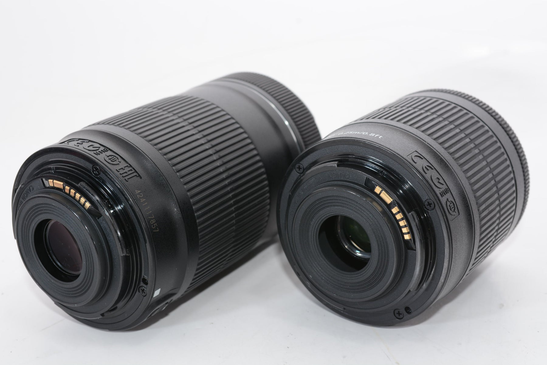 【外観特上級】Canon デジタル一眼レフカメラ EOS Kiss X8i ダブルズームキット EF-S18-55mm/EF-S55-250mm 付属 EOSKISSX8I-WKIT