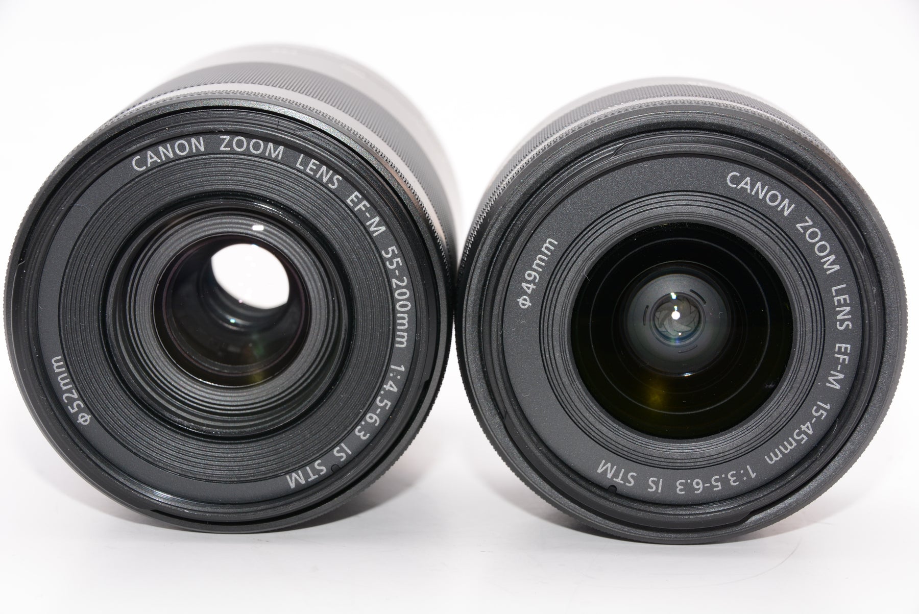 【外観特上級】Canon ミラーレス一眼カメラ EOS Kiss M ダブルズームキット ブラック EOSKISSMBK-WZK