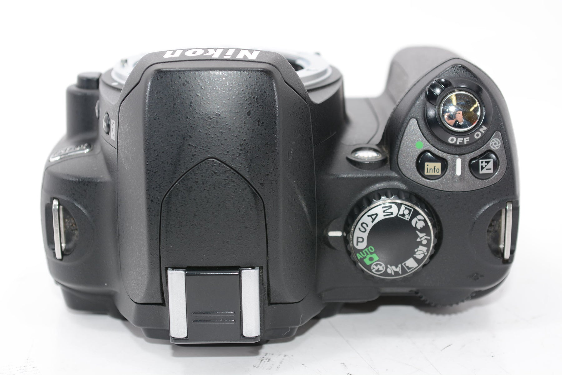 【外観並級】Nikon デジタル一眼レフカメラ D40 ブラック ボディ D40B
