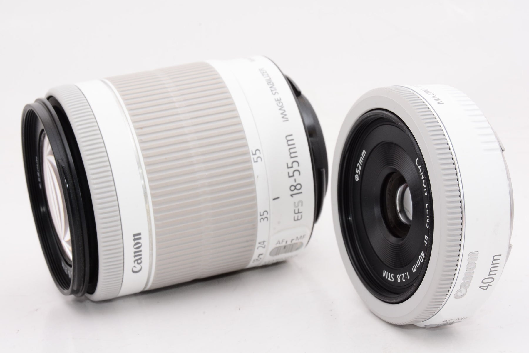 【外観特上級】Canon デジタル一眼レフカメラ EOS Kiss X7(ホワイト) ダブルレンズキット2 EF-S18-55mm F3.5-5.6 IS STM(ホワイト) EF40mm F2.8 STM(ホワイト) 付属 KISSX7WH-WLK2