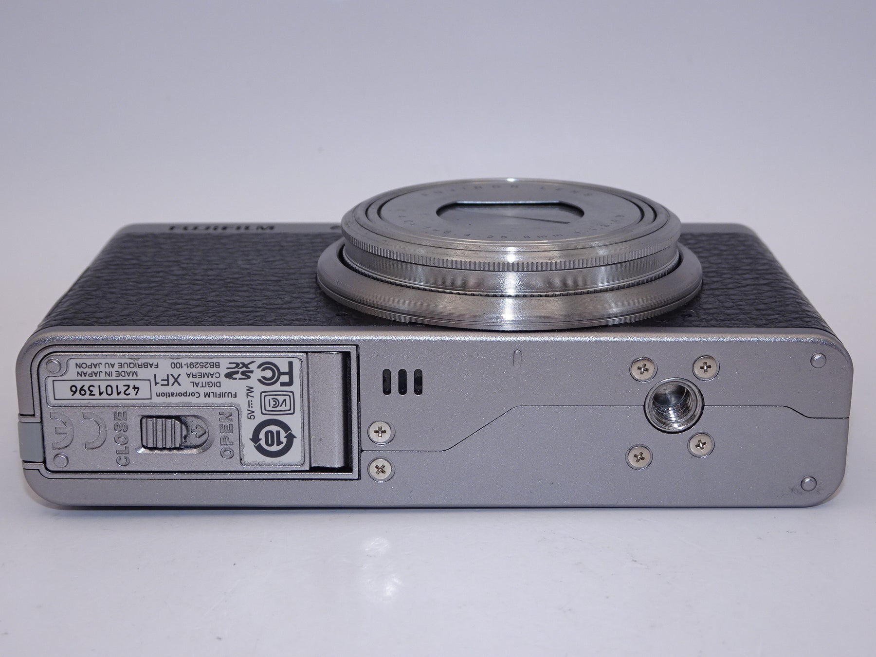 【外観特上級】FUJIFILM デジタルカメラ XF1 ブラック F FX-XF1B