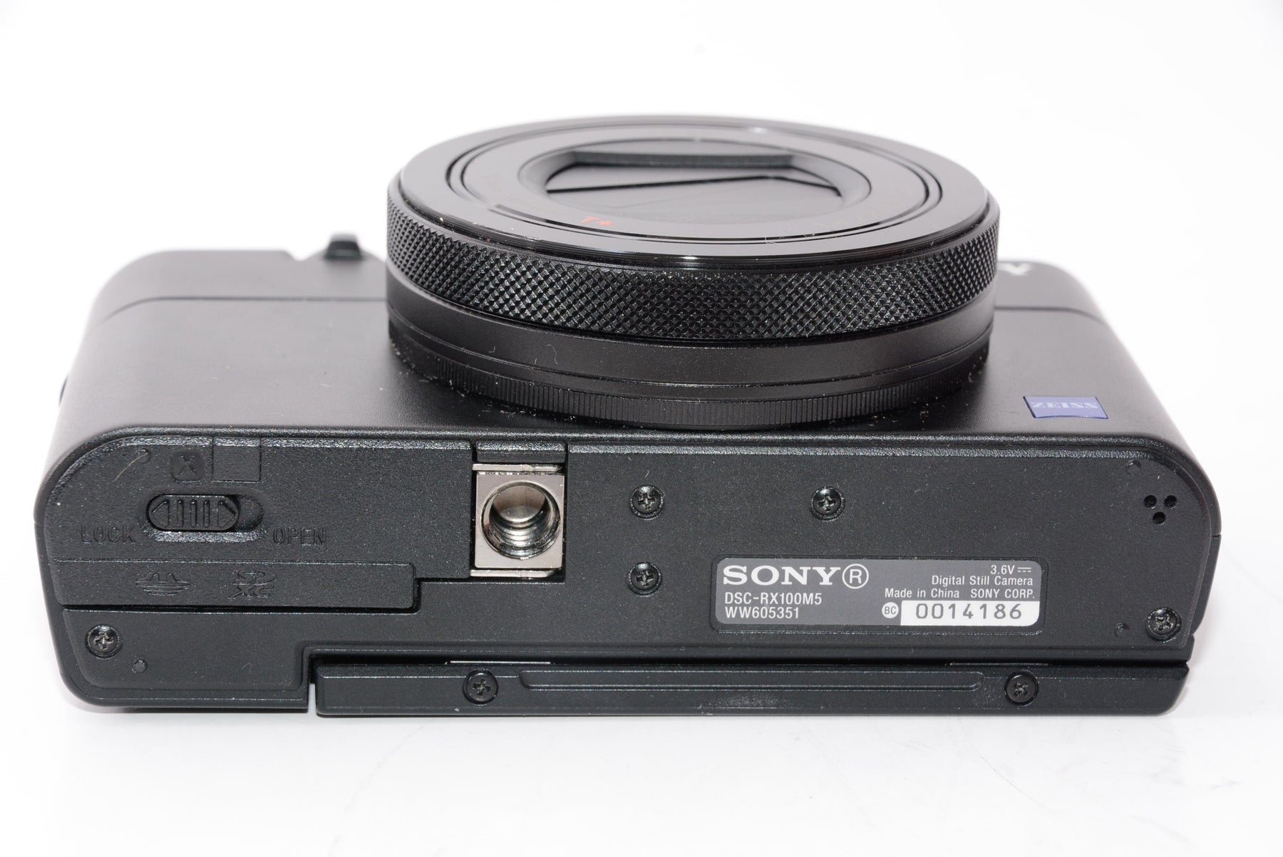【外観特上級】ソニー デジタルスチルカメラ「DSC-RX100M5」SONY Cyber-shot(サイバーショット) RX100V DSC-RX100M5