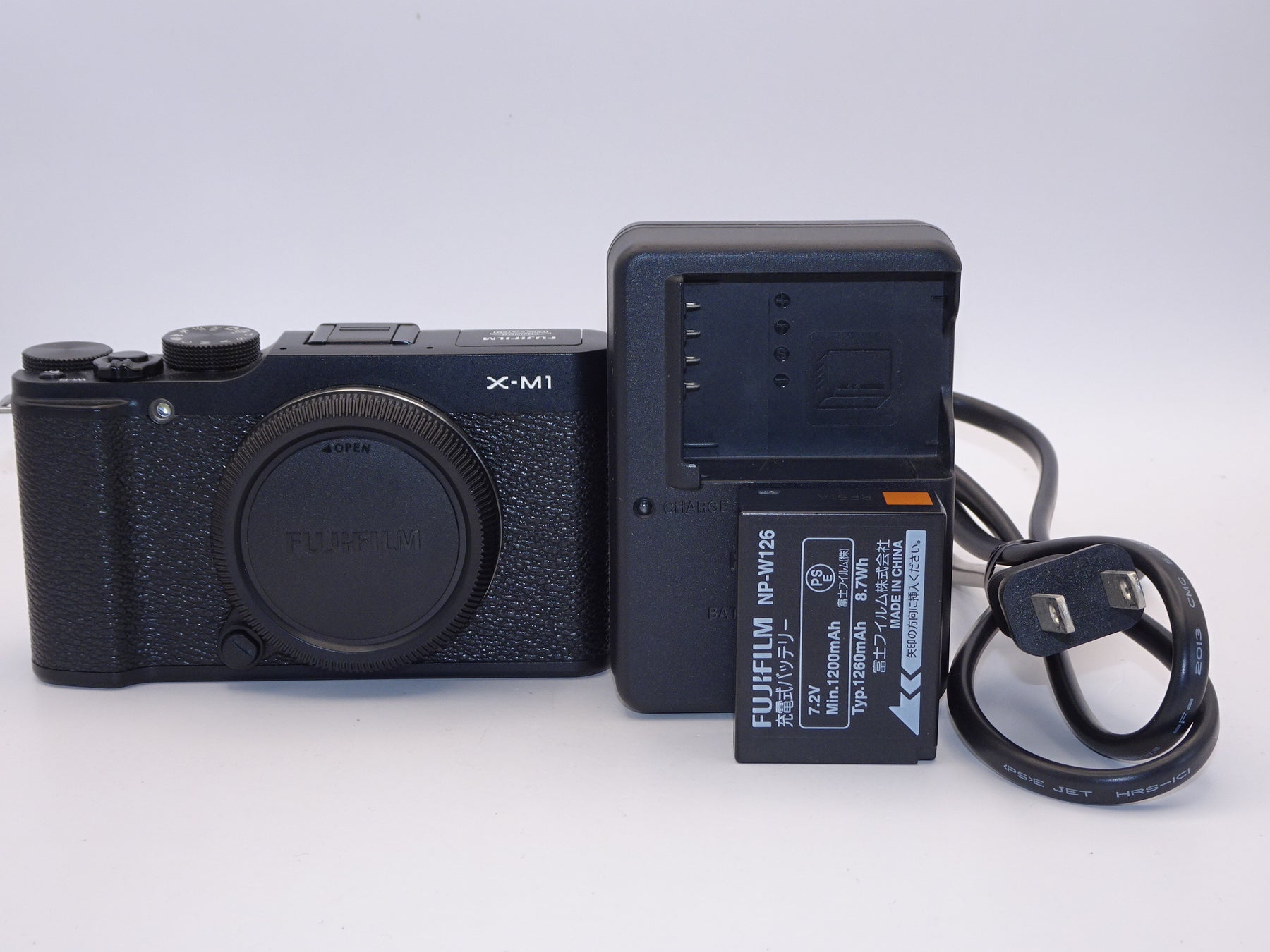 【外観特上級】FUJIFILM ミラーレス一眼カメラ X-M1 ボディ ブラック