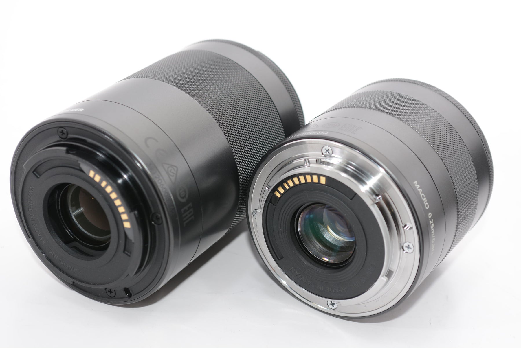 【外観特上級】Canon ミラーレス一眼カメラ EOS M3 ダブルズームキット(ブラック) EF-M18-55mm F3.5-5.6 IS STM EF-M55-200mm F4.5-6.3 IS STM 付属 EOSM3BK-WZK