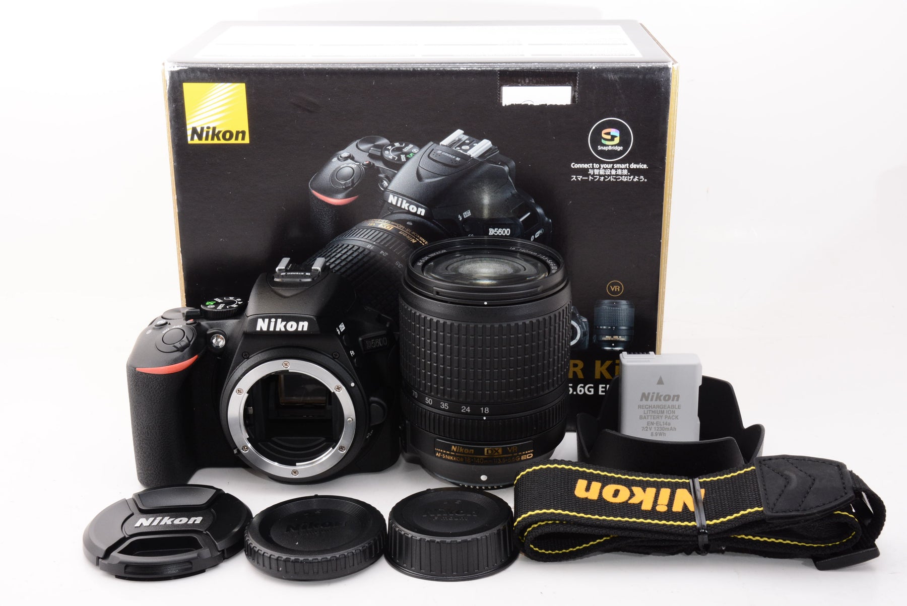 【外観特上級】Nikon デジタル一眼レフカメラ D5600 18-140 VR レンズキット ブラック D5600LK18-140BK