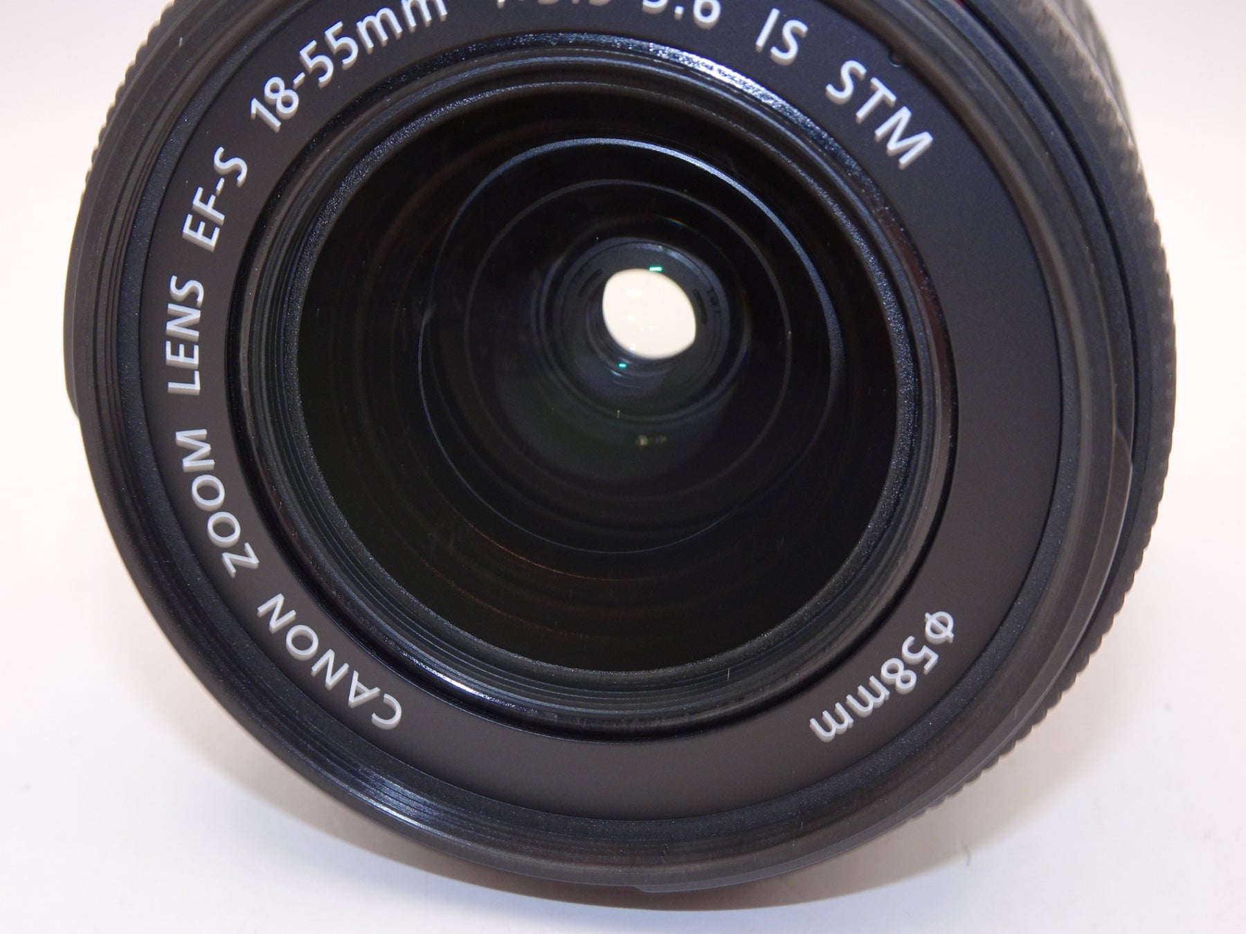 【外観特上級】Canon 標準ズームレンズ EF-S18-55mm F3.5-5.6 IS STM
