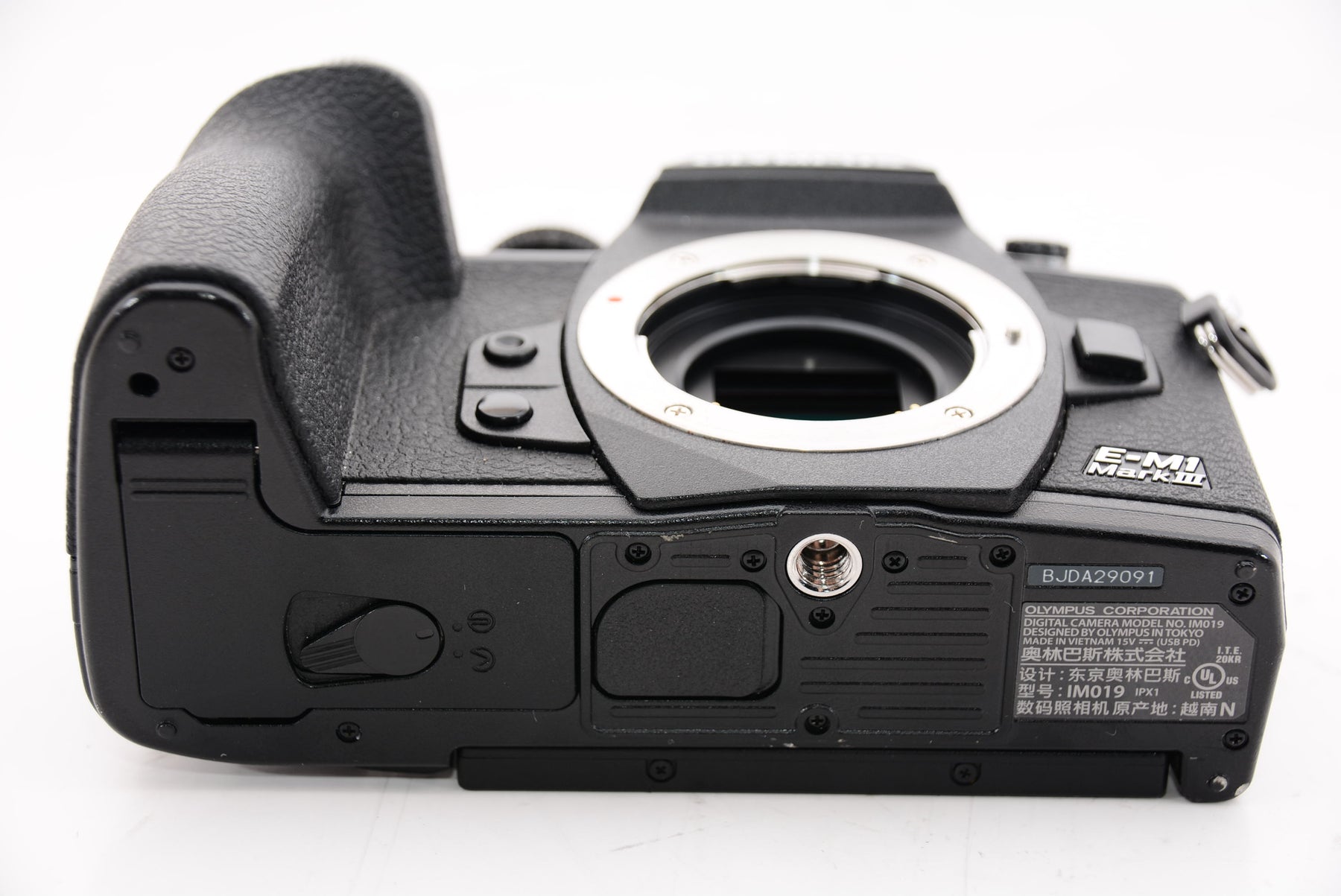 【オススメ】OLYMPUS ミラーレス一眼カメラ OM-D E-M1 MarkIII ボディー ブラック