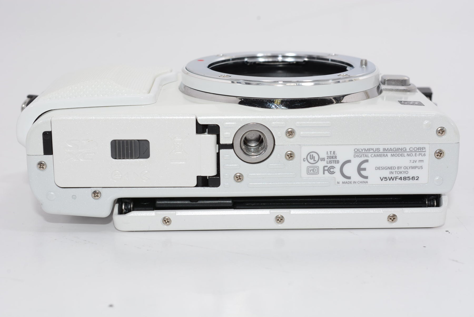 【外観並級】OLYMPUS ミラーレス一眼 PEN Lite E-PL6 ボディ ホワイト E-PL6 BODY WHT