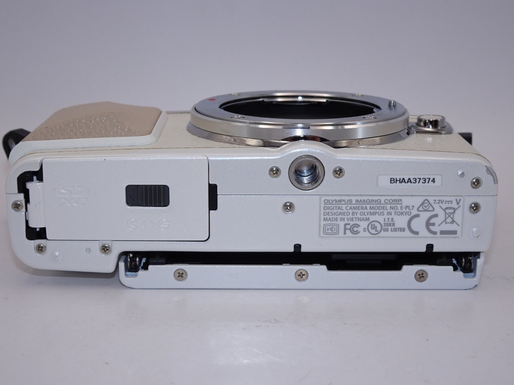 【外観特上級】OLYMPUS PEN E-PL7 ボディ ホワイト ミラーレス一眼 PEN E-PL7 BODY WHT