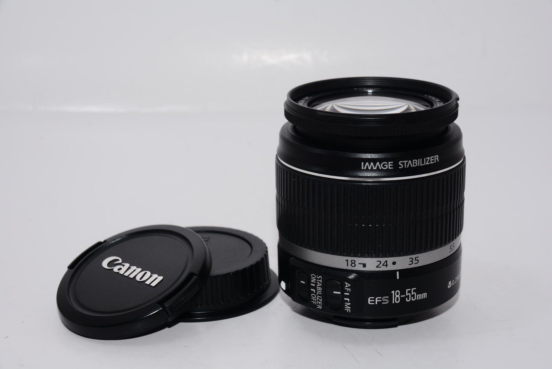 【外観特上級】Canon 標準ズームレンズ EF-S18-55mm F3.5-5.6 IS APS-C対応