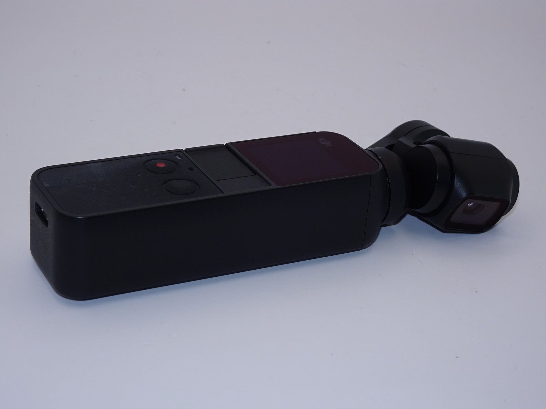 【外観特上級】DJI OSMO POCKET (3軸ジンバル, 4Kカメラ)