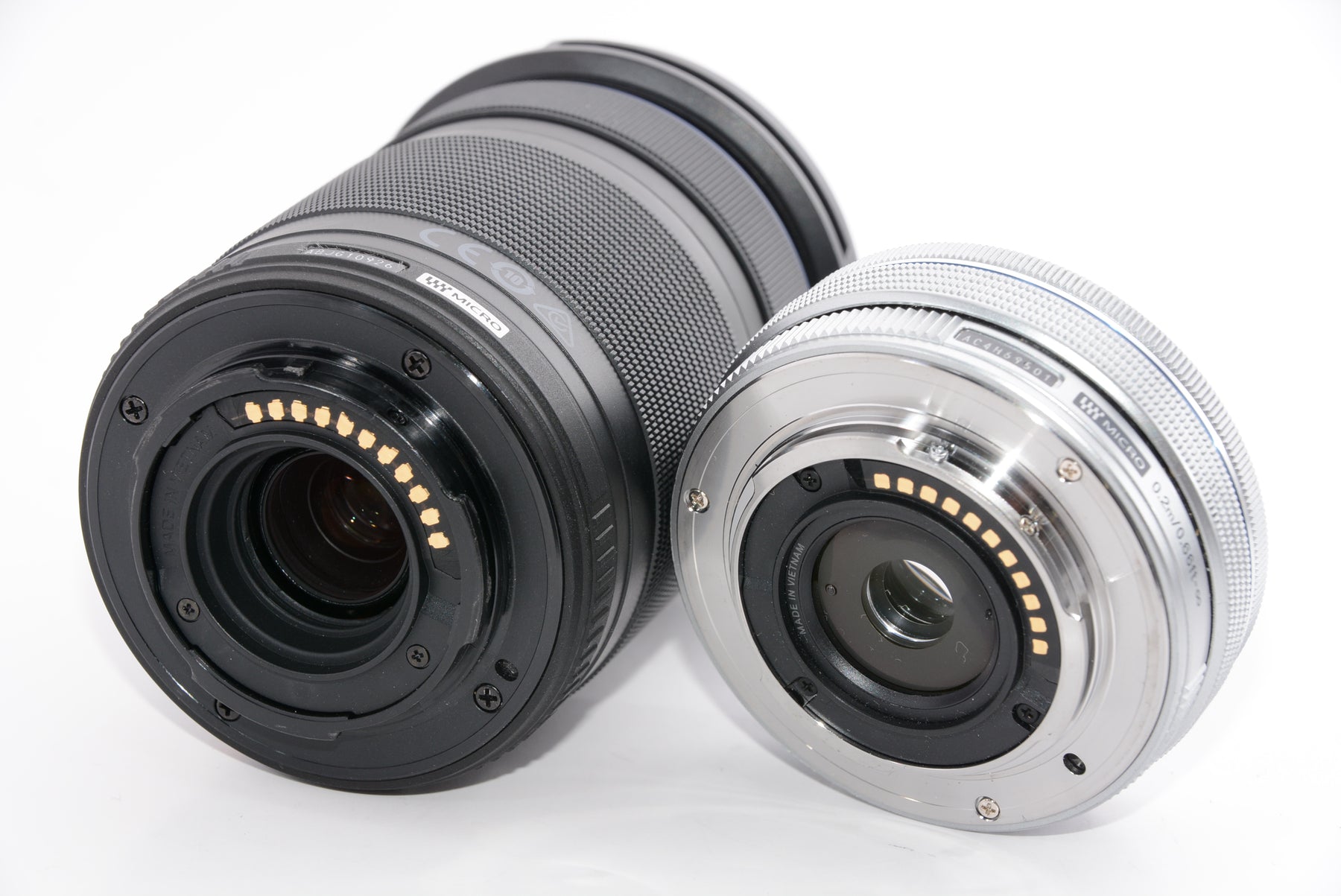 【オススメ】OLYMPUS ミラーレス一眼カメラ OM-D E-M10 MarkIII EZダブルズームキット ブラック