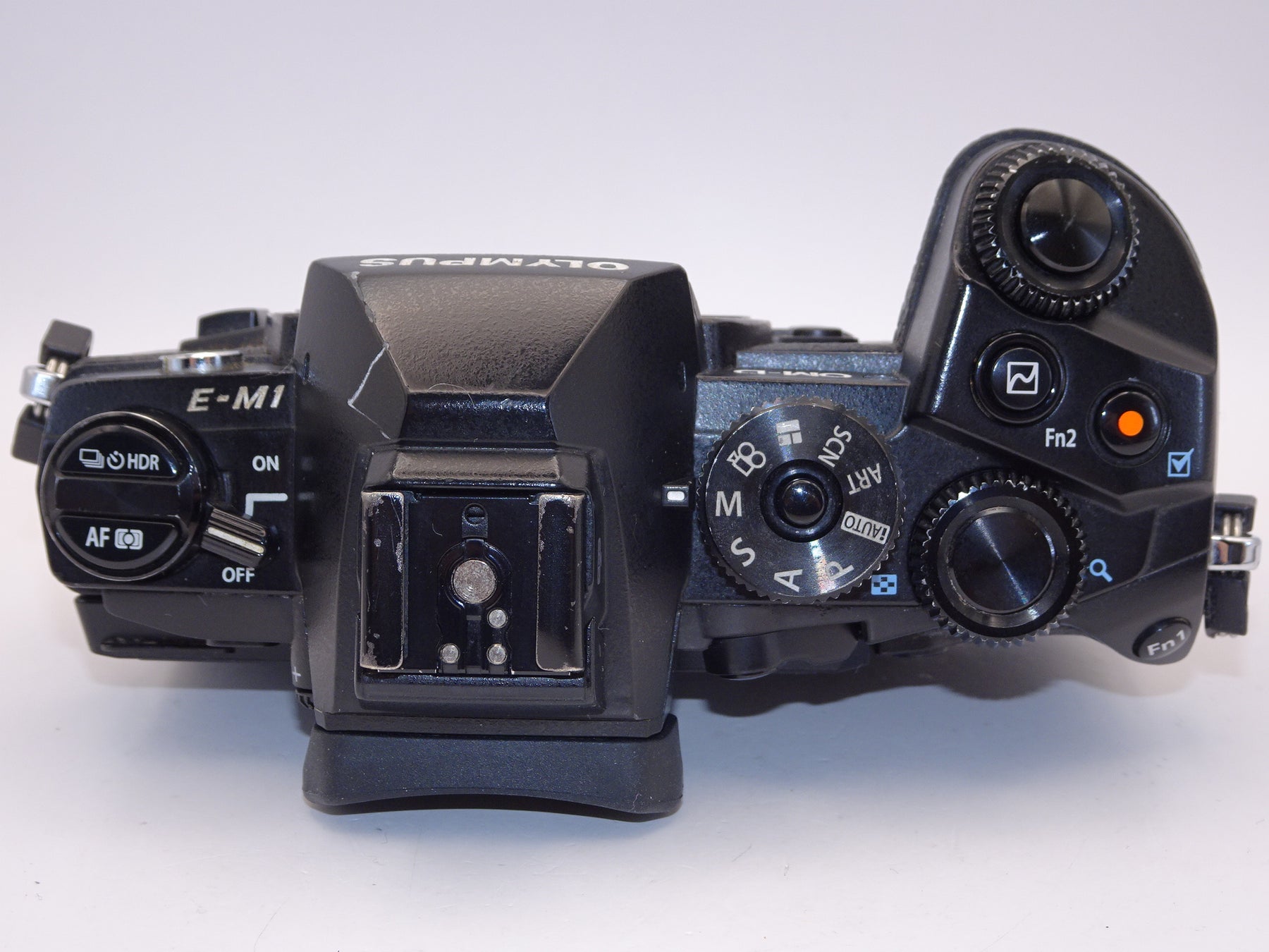 【外観並級】OLYMPUS ミラーレス一眼 OM-D M1 ボディ ブラック