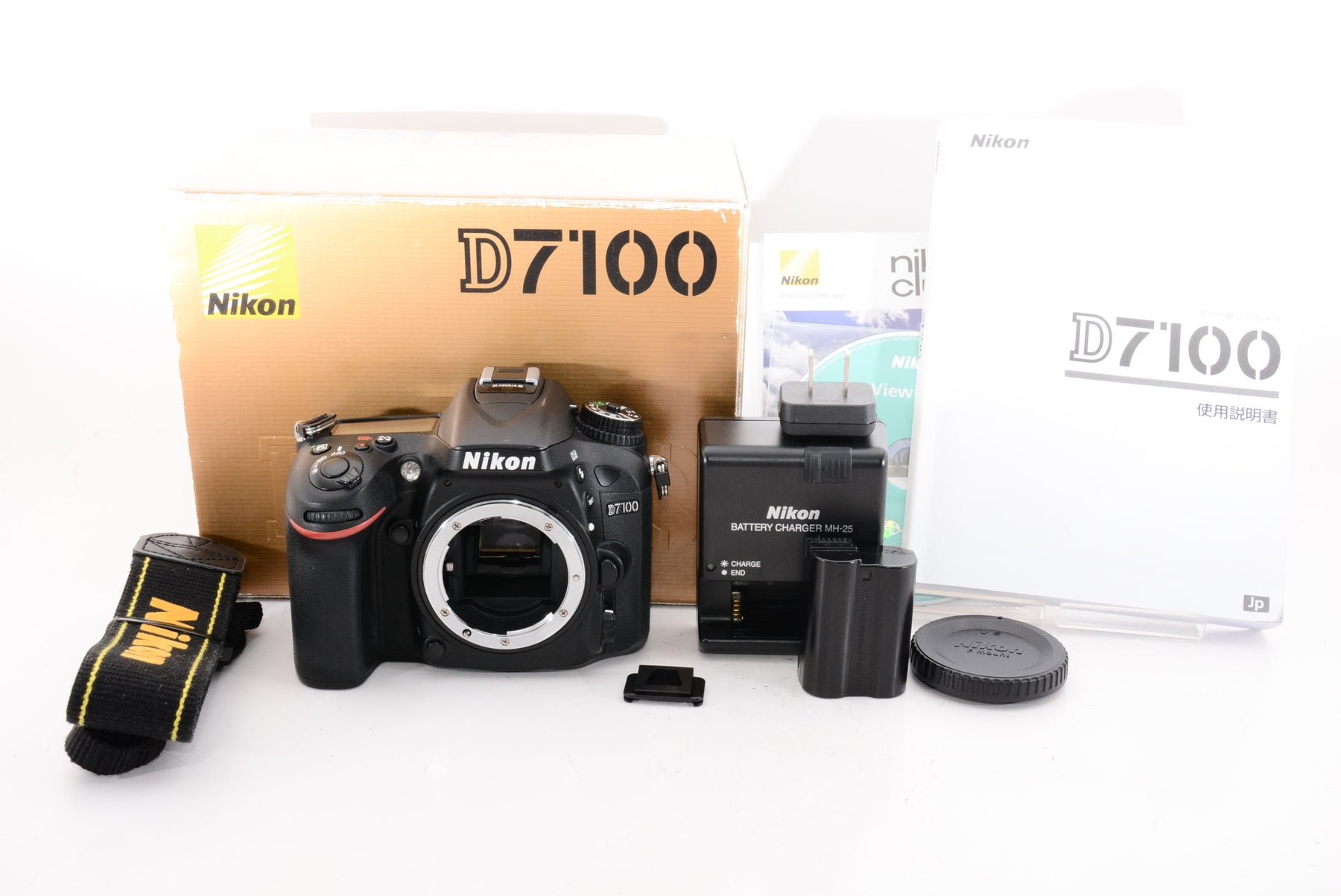 【オススメ】Nikon デジタル一眼レフカメラ D7100 ボディー D7100